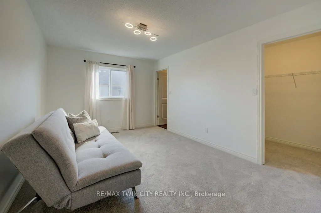 215 Hostetler Road