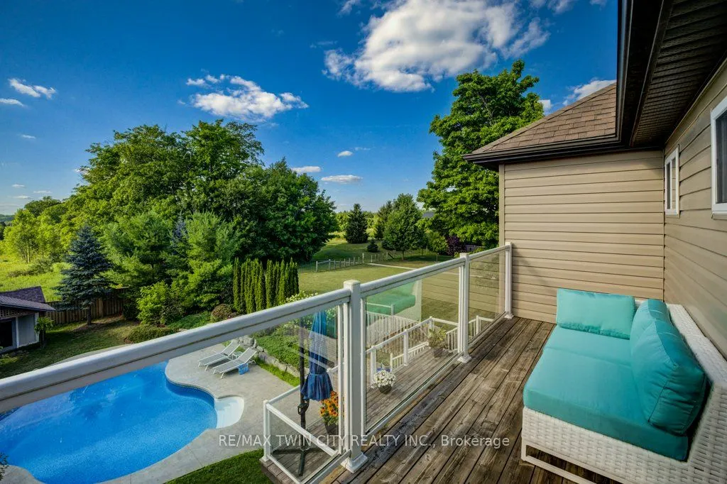 215 Hostetler Road