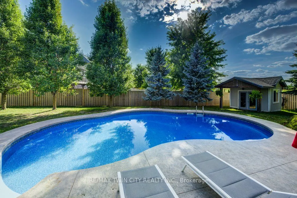 215 Hostetler Road