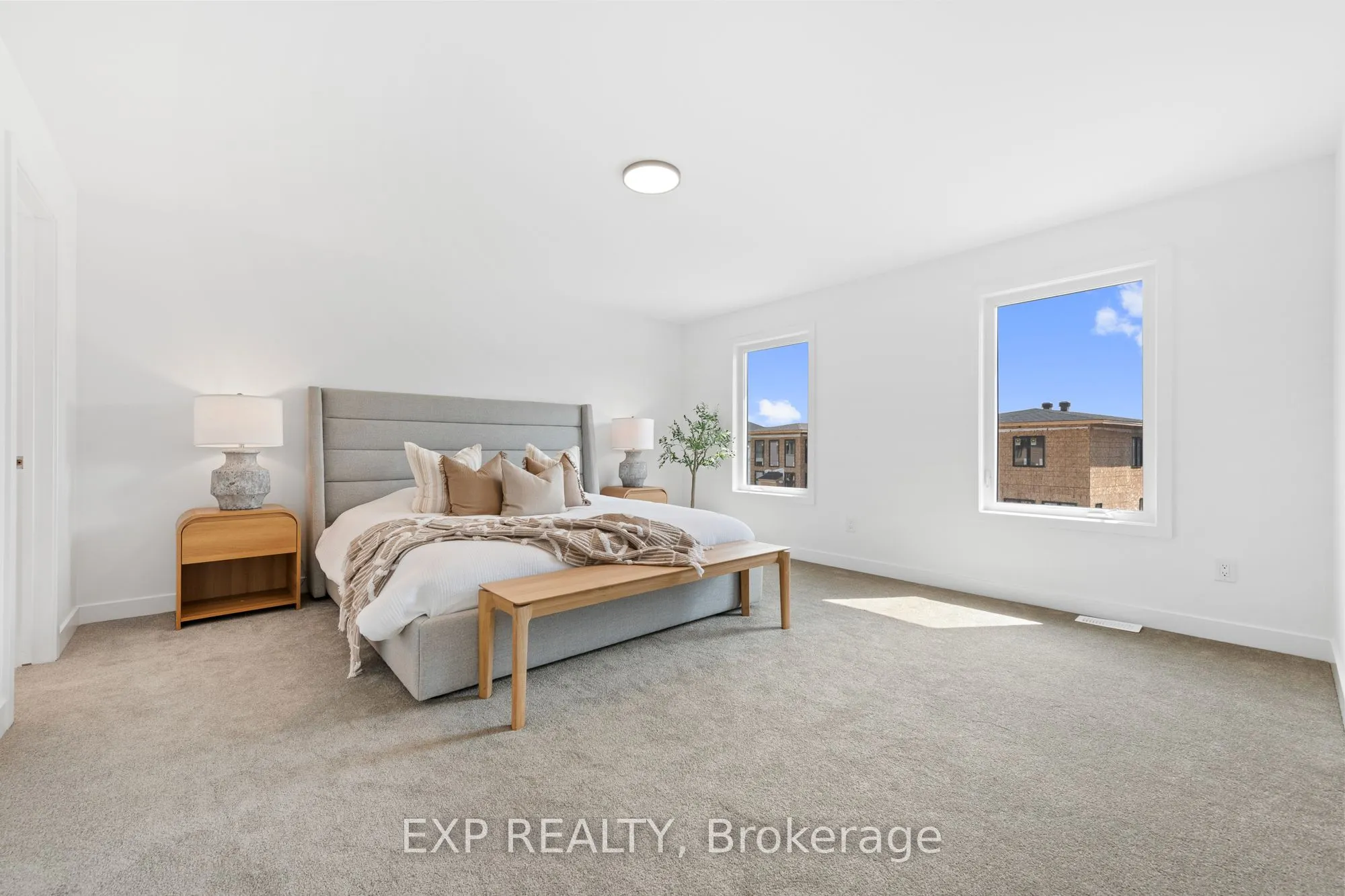 804 Ninaatik Place