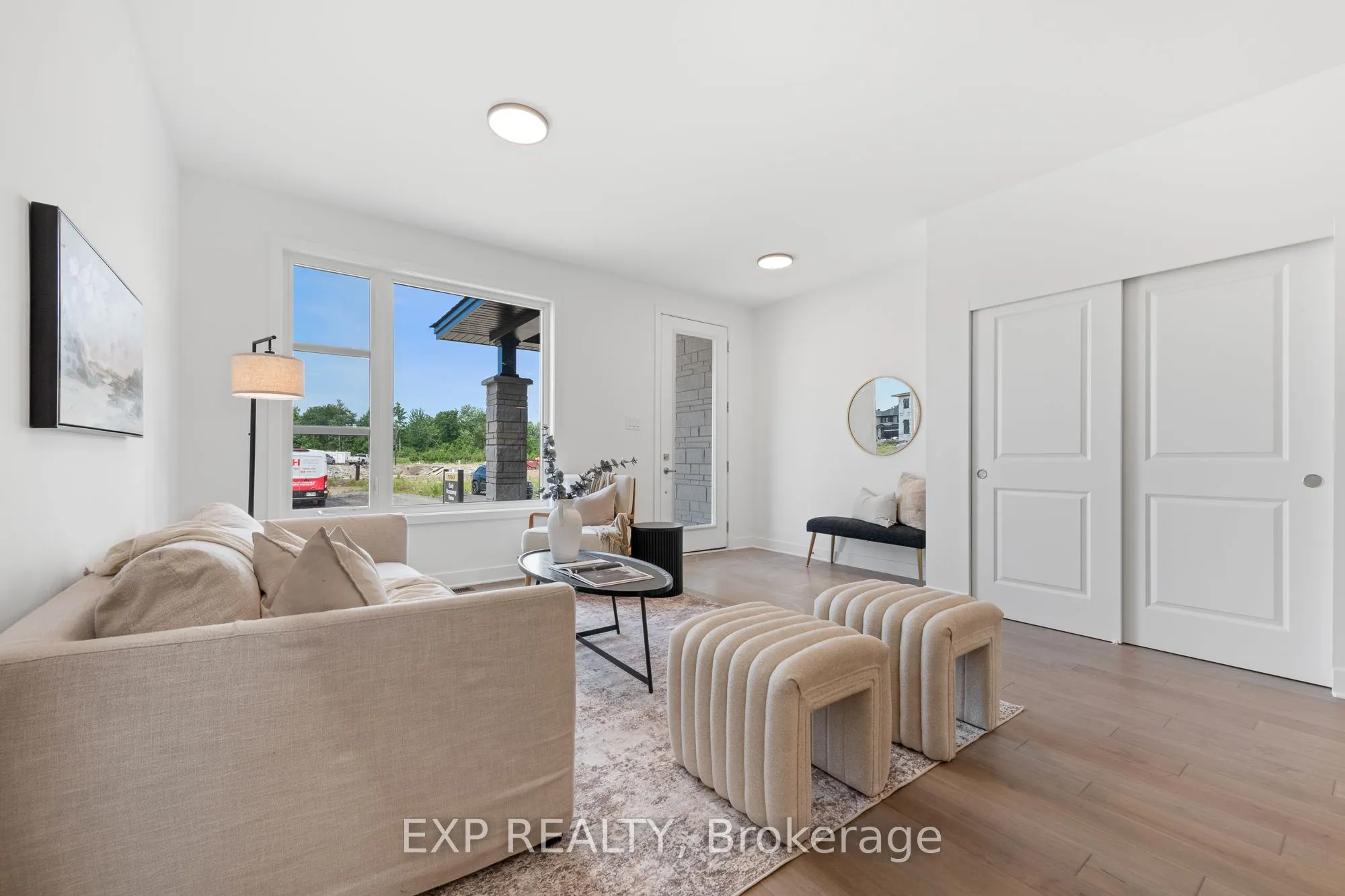 804 Ninaatik Place