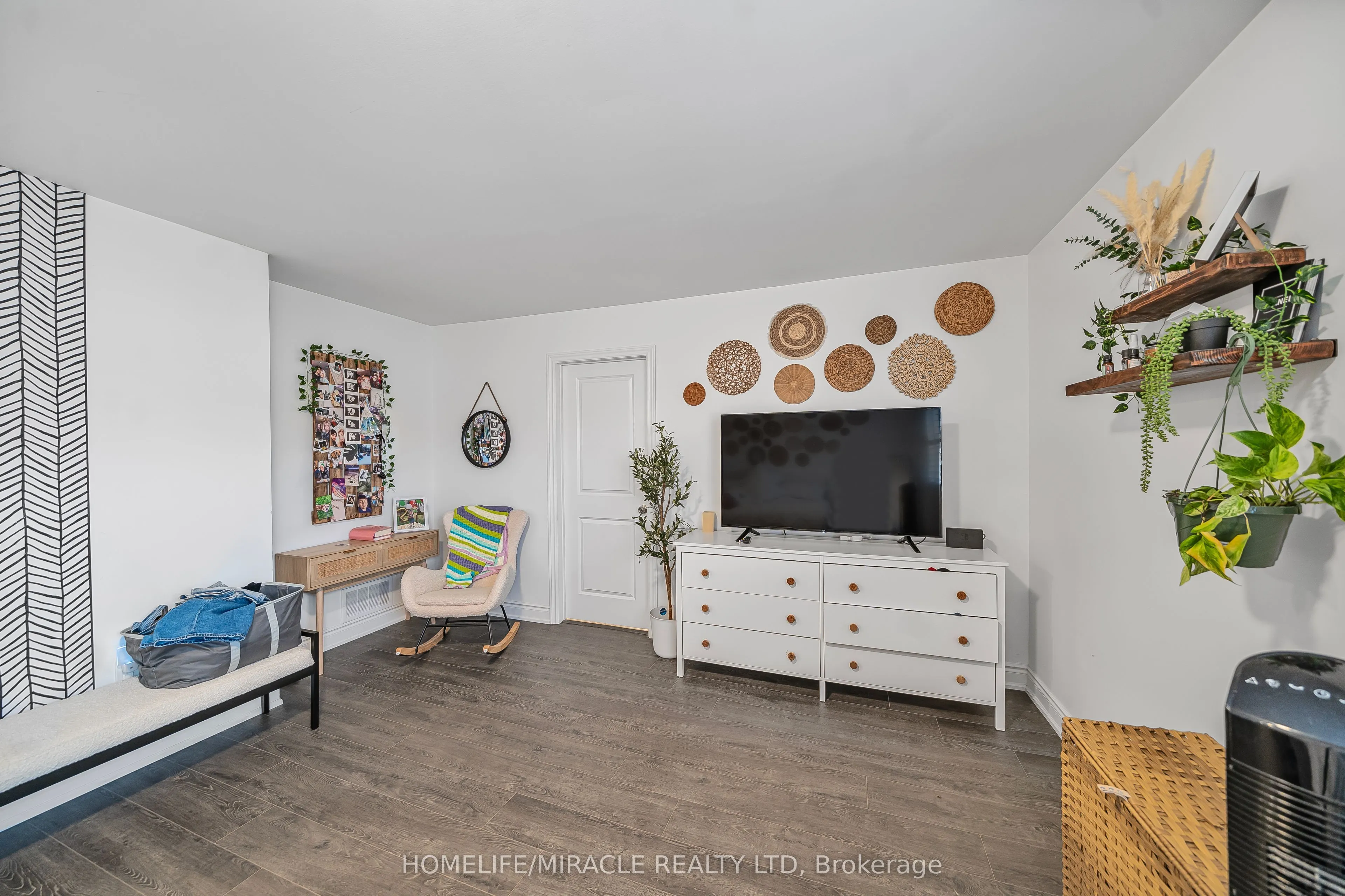 5 Millcreek Drive