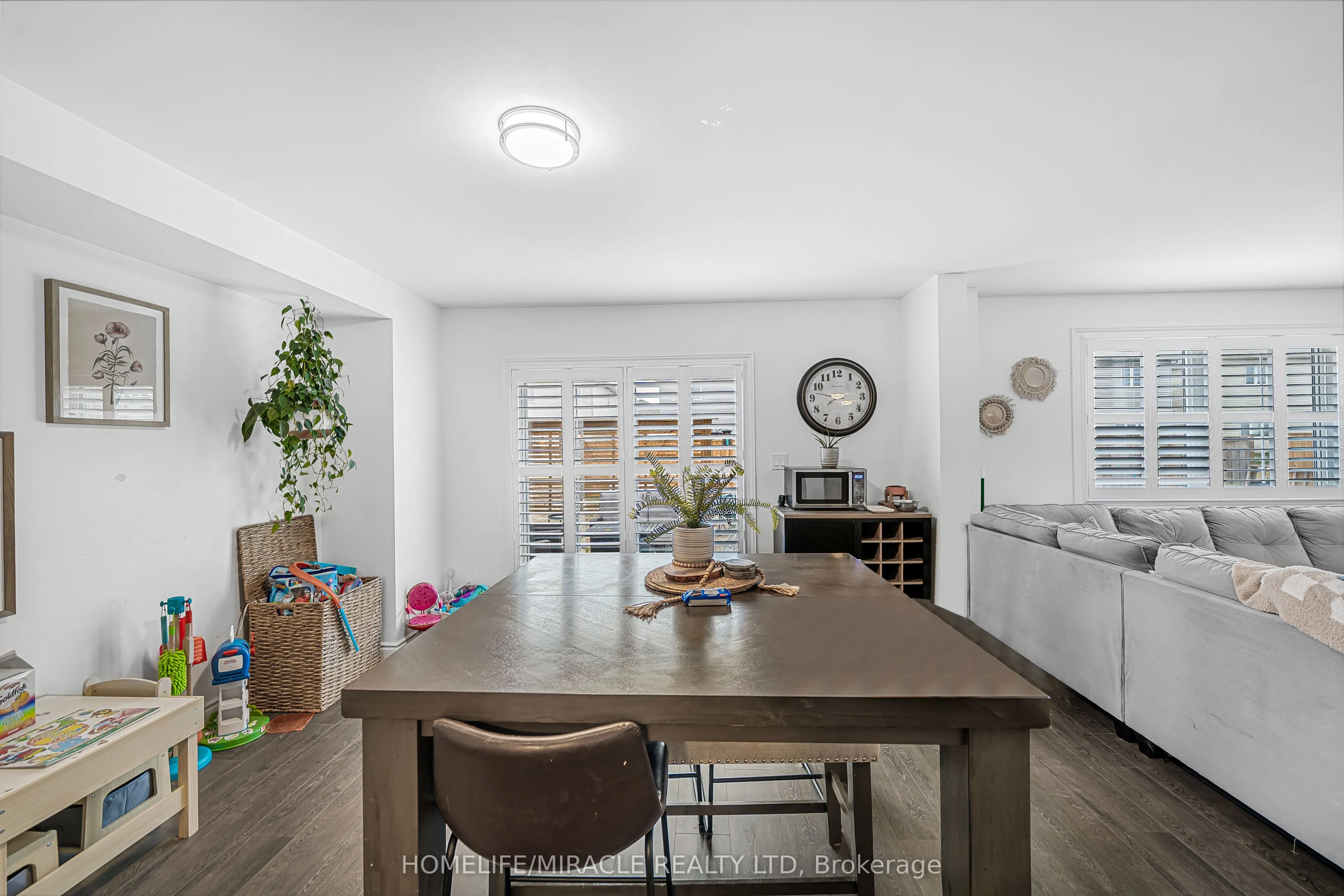 5 Millcreek Drive