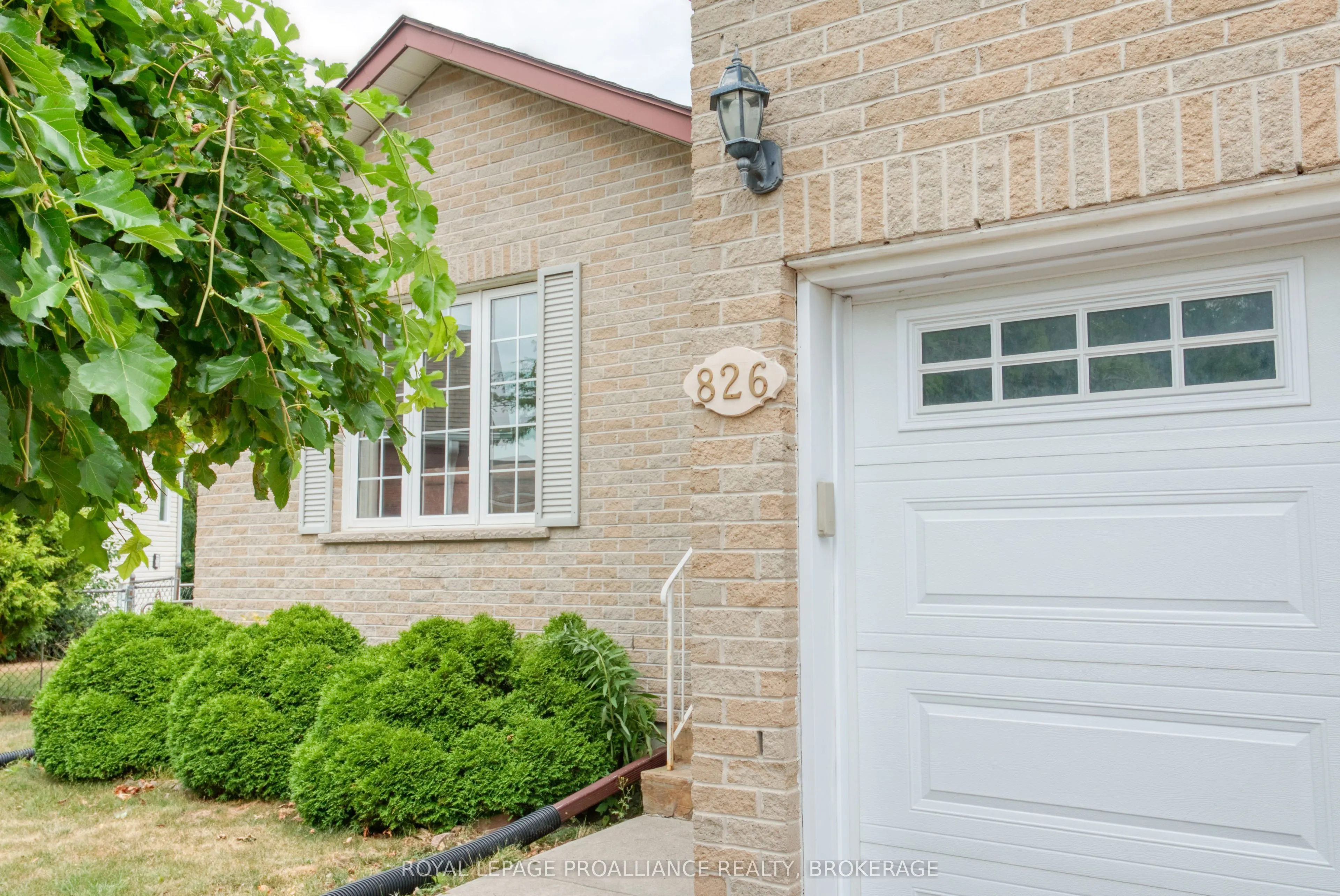 826 Bexley Gate