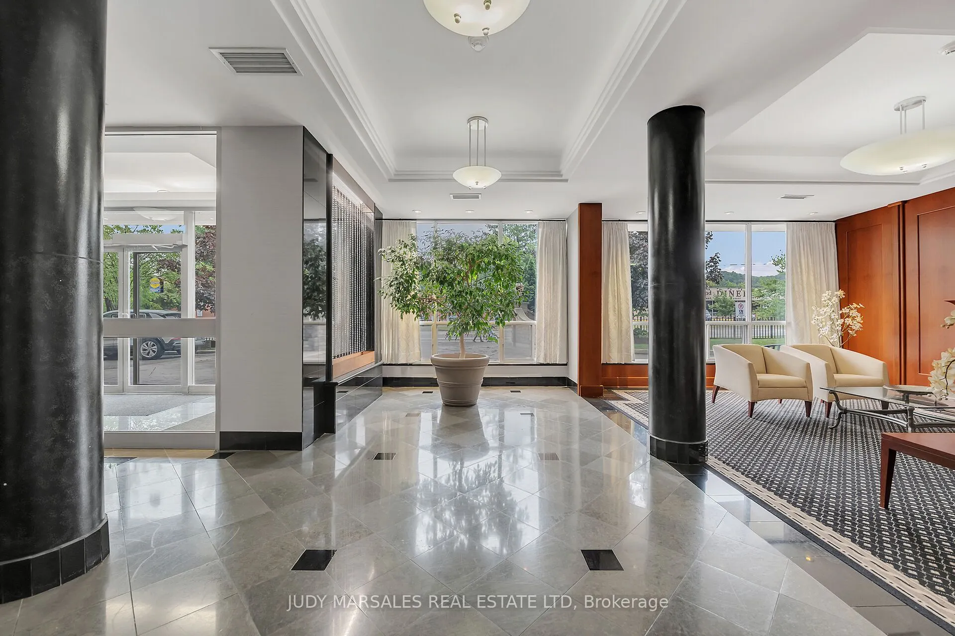 1770 Main Street W, #105
