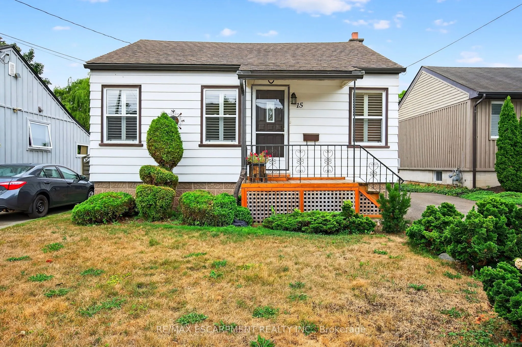 15 Donald Avenue