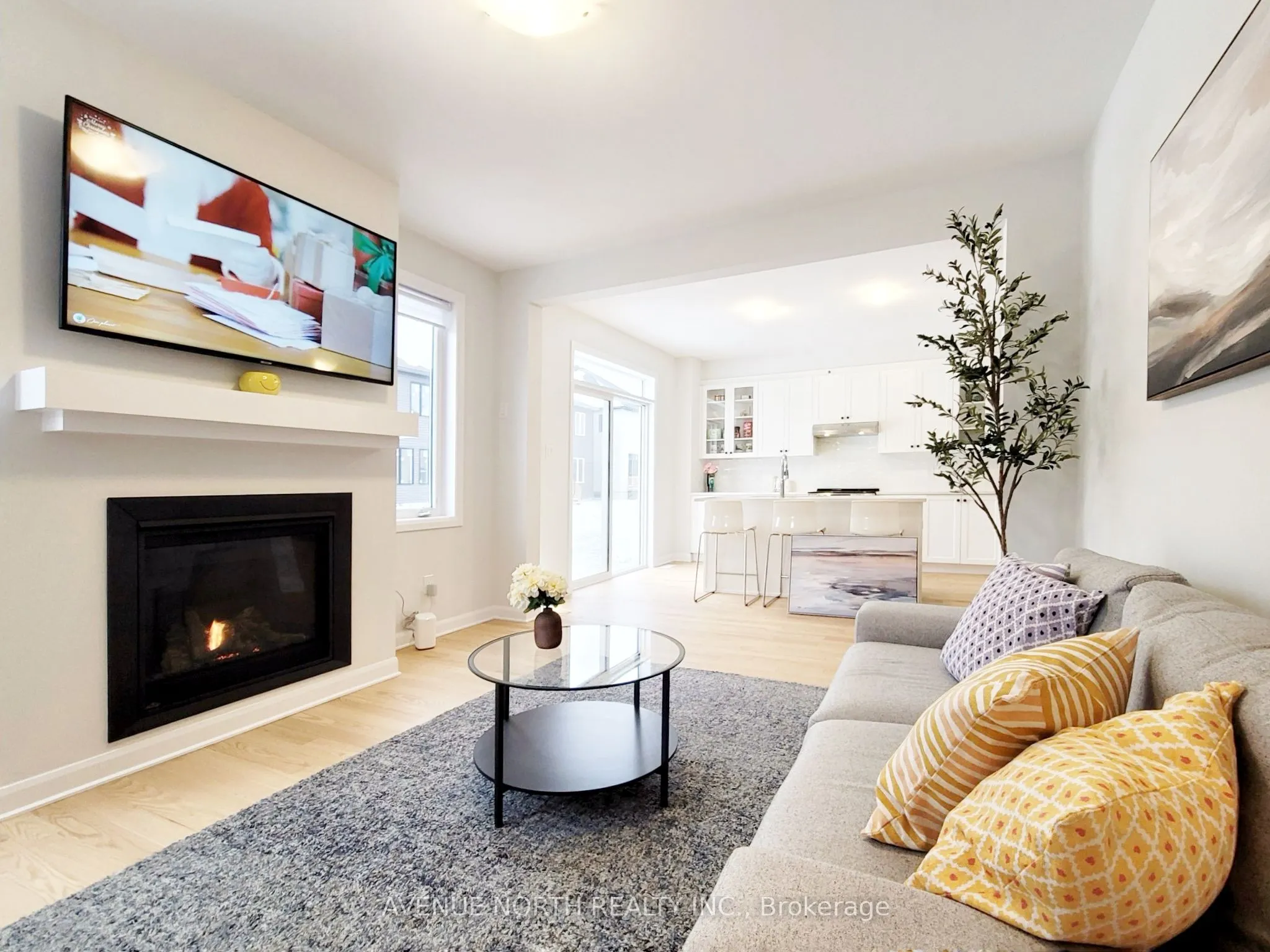 527 Anchor Circle