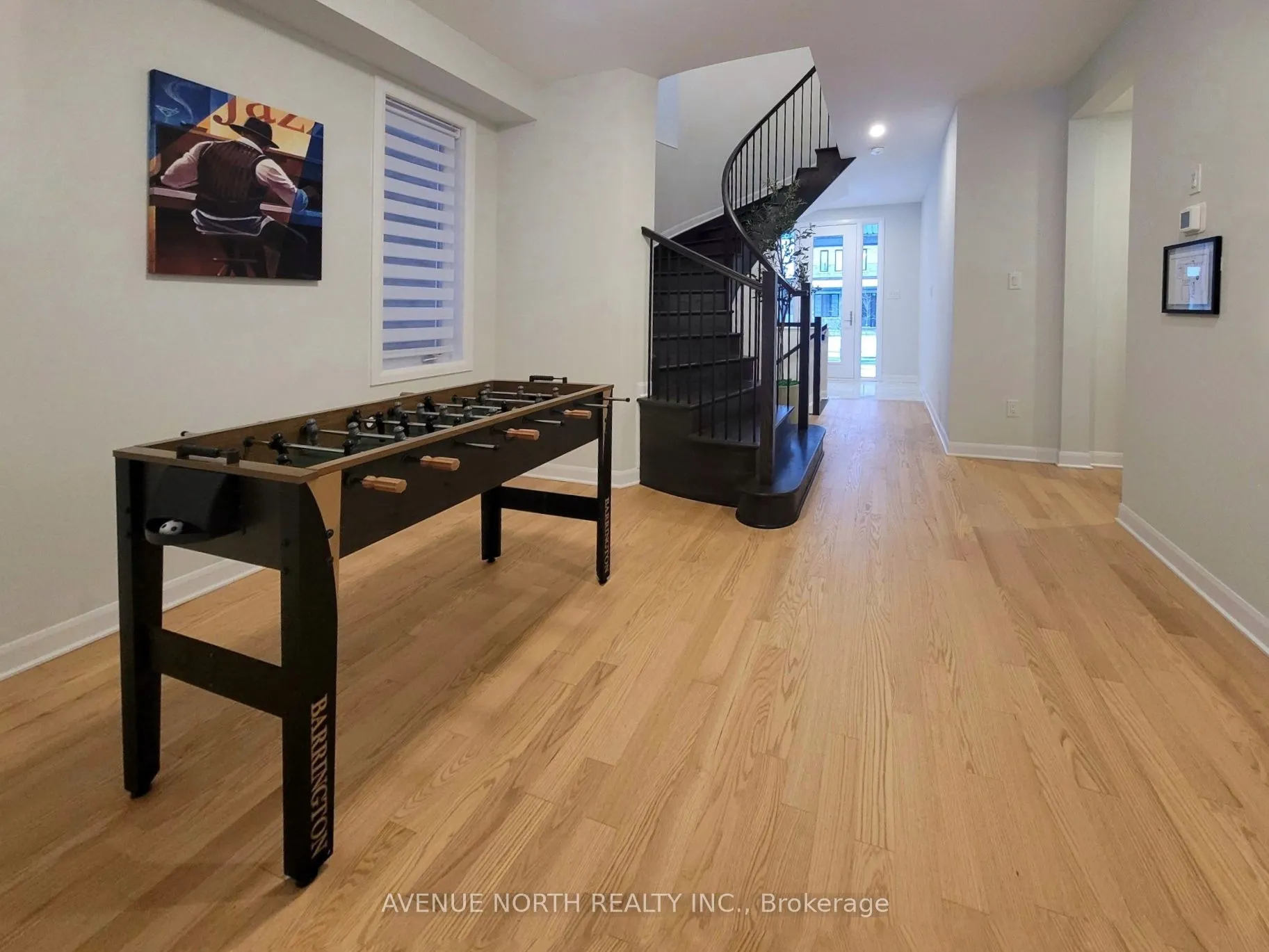527 Anchor Circle
