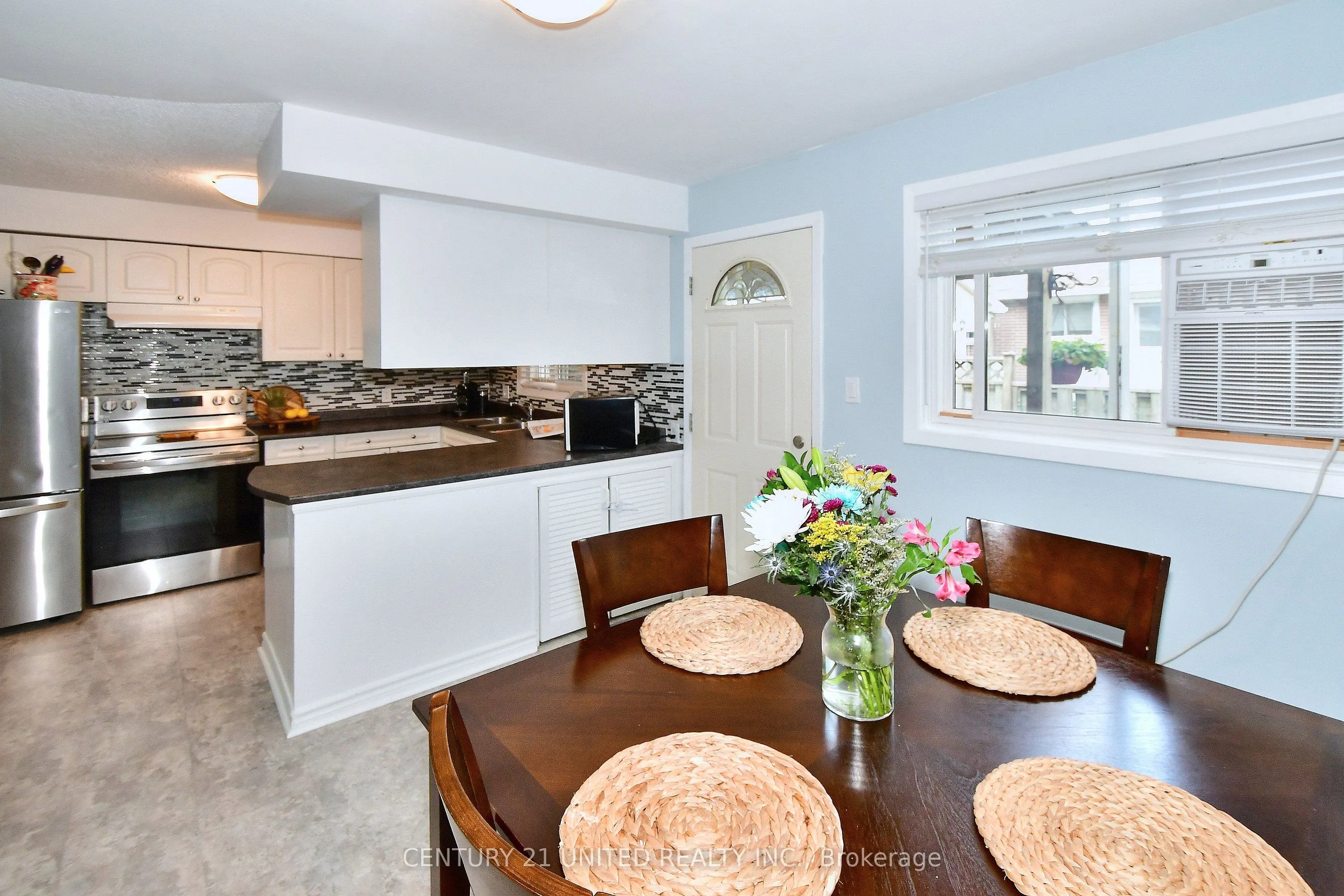 454 Southpark Drive