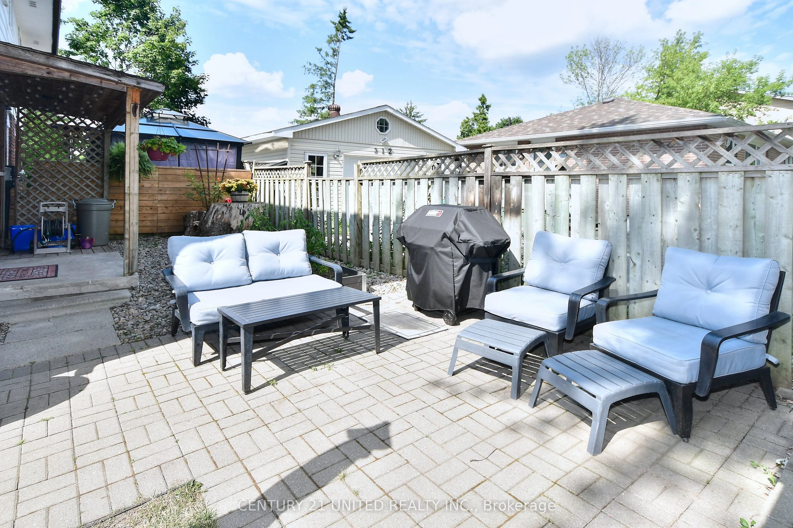 454 Southpark Drive