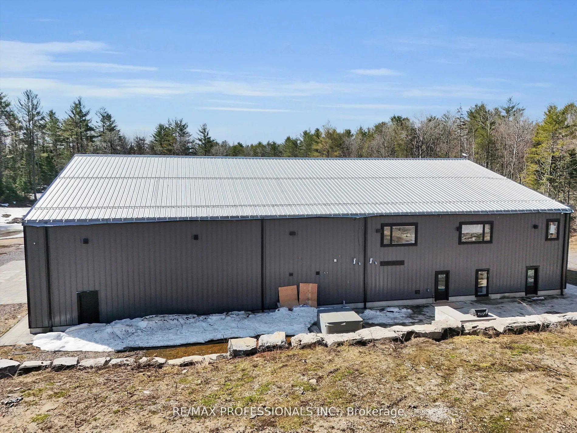 2320 Highway 117
