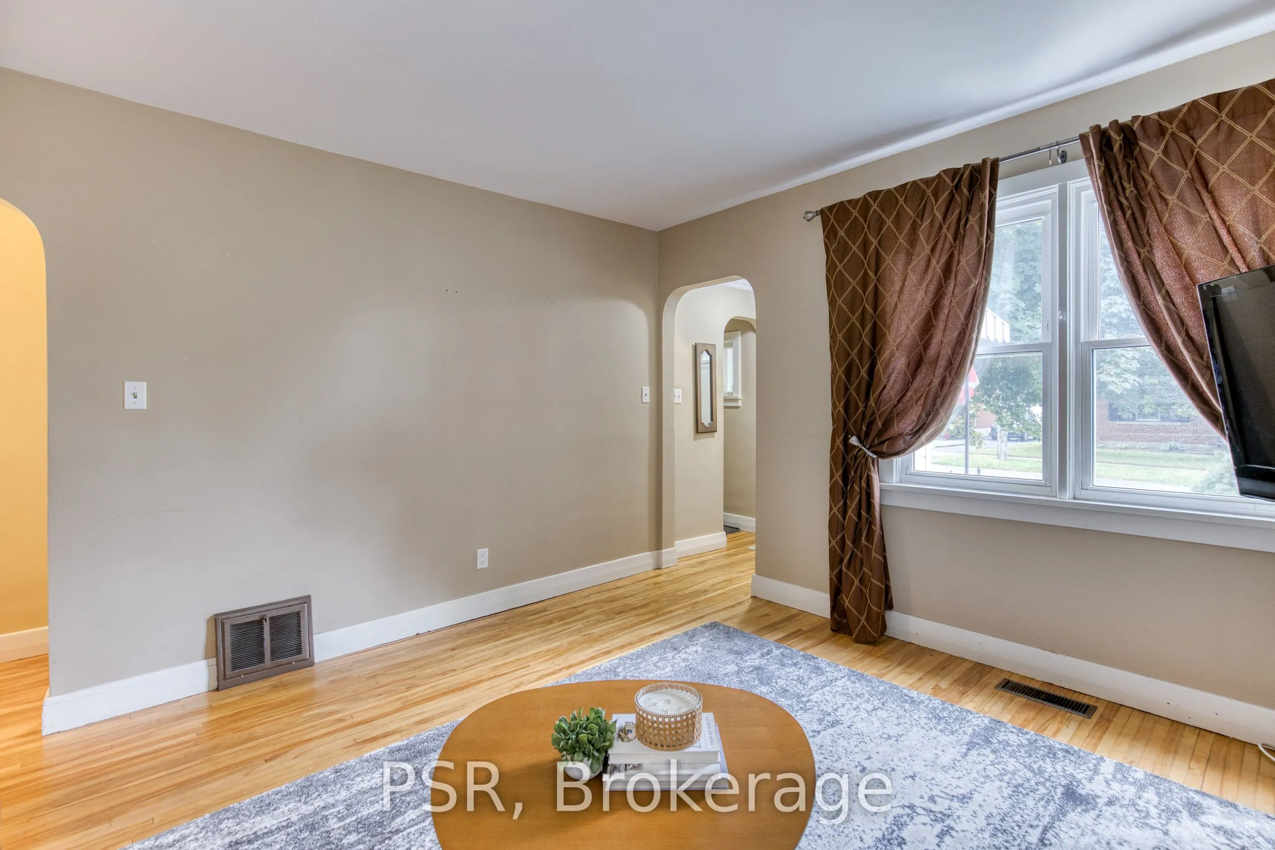 94 North Drive