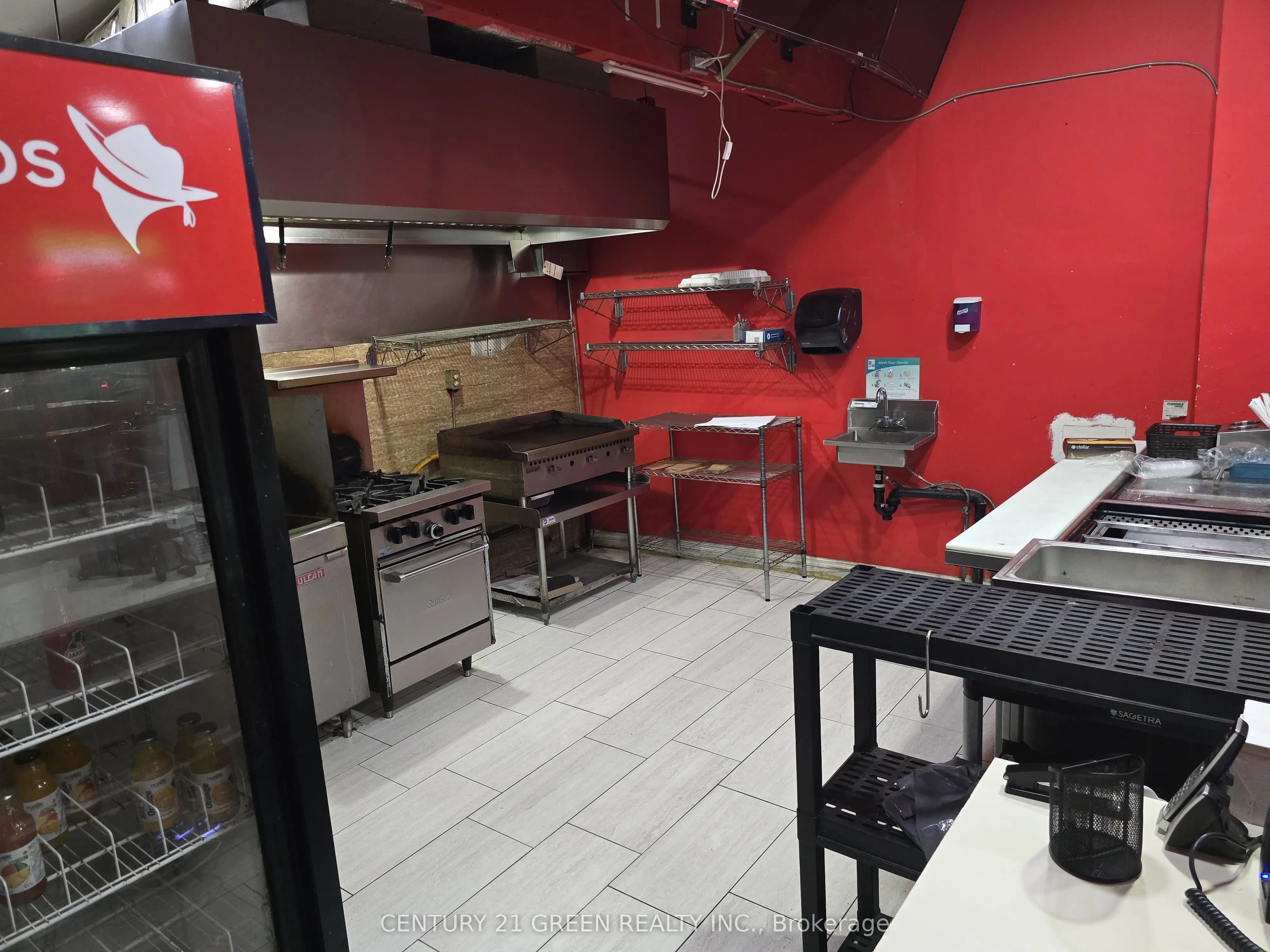 228 King Street W