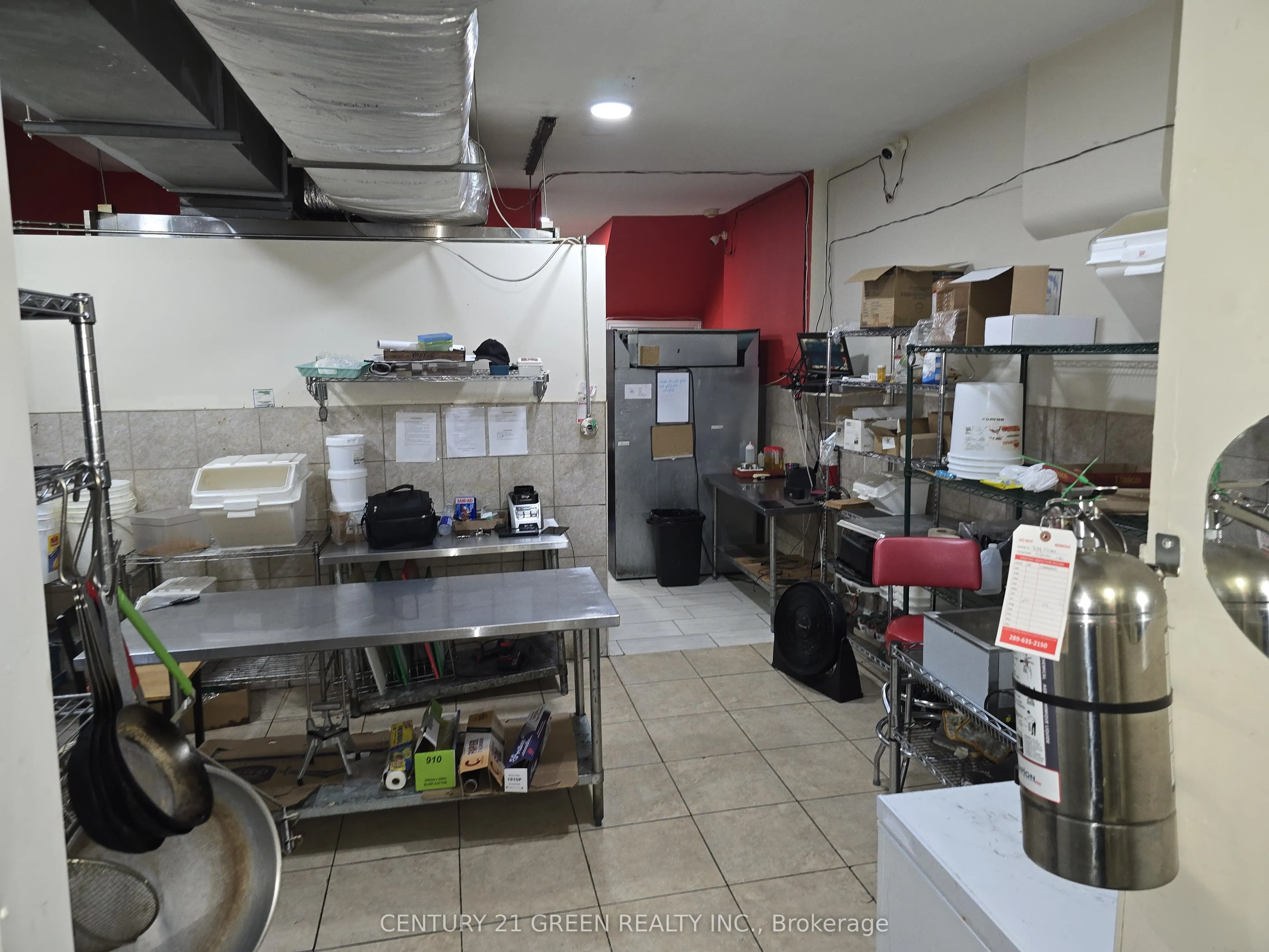 228 King Street W