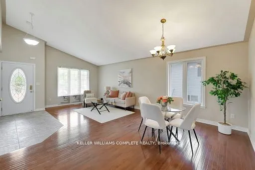 25 Mapleview Drive