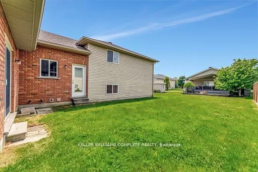 25 Mapleview Drive
