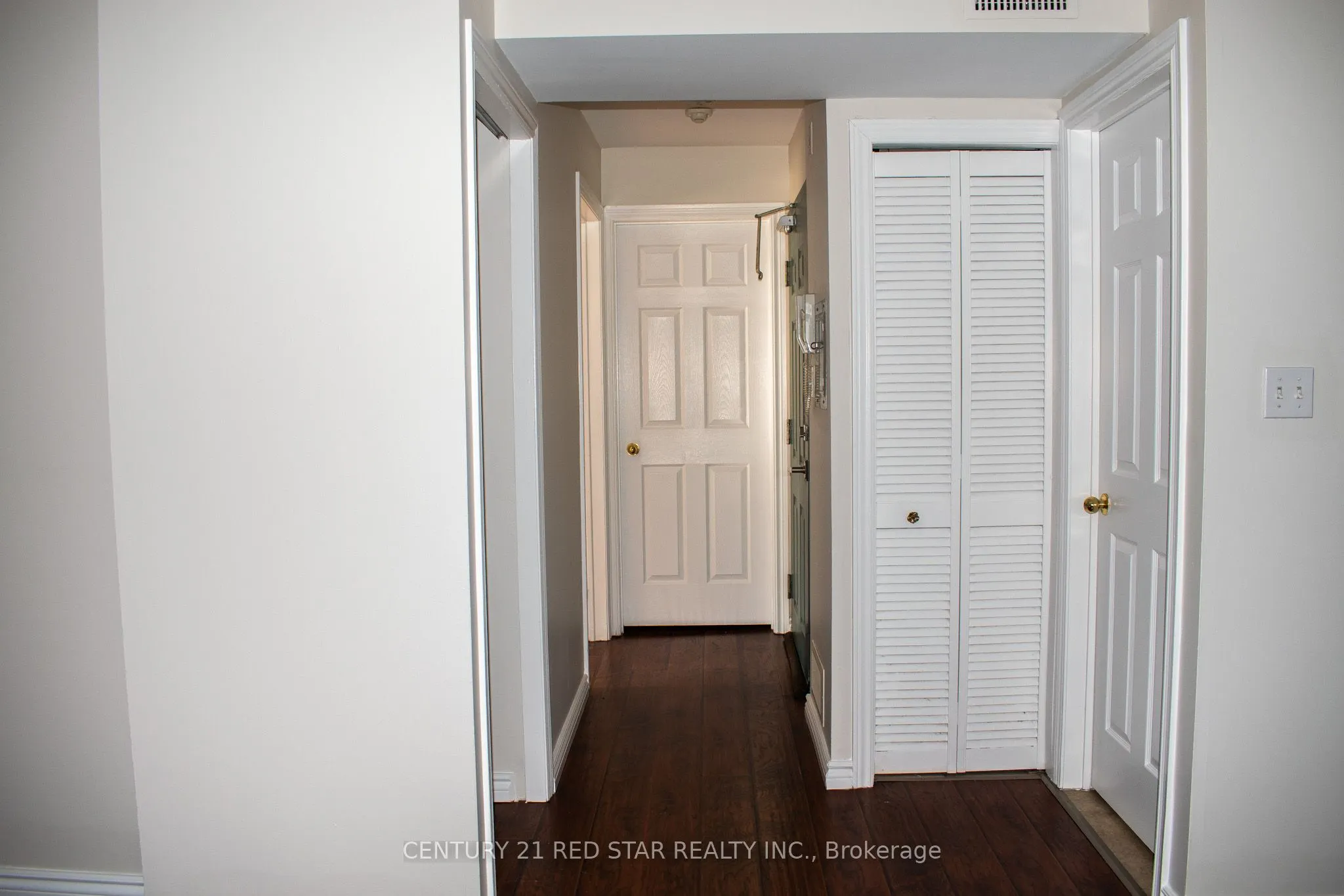 28 Victoria Avenue N, #206