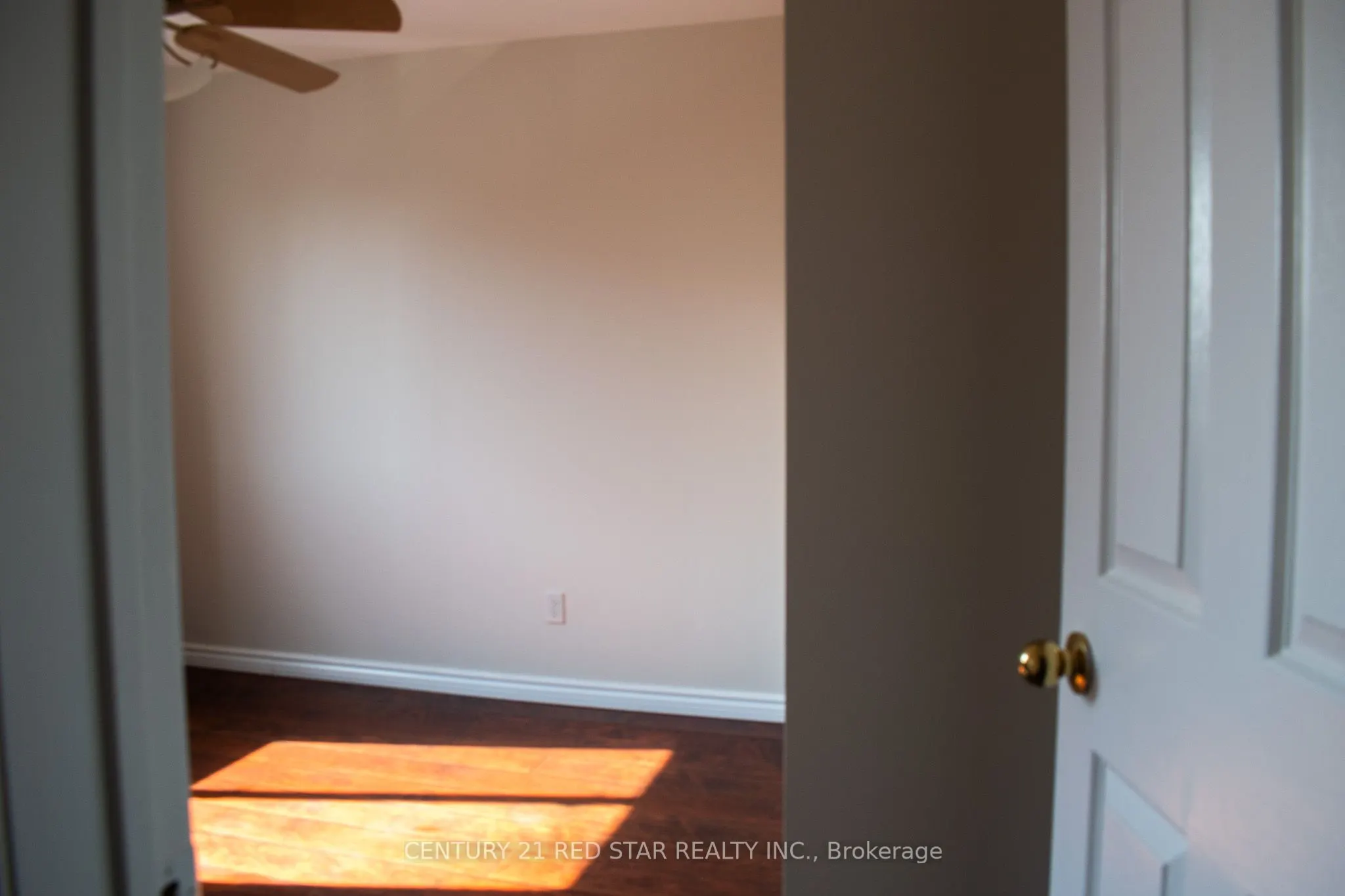 28 Victoria Avenue N, #206