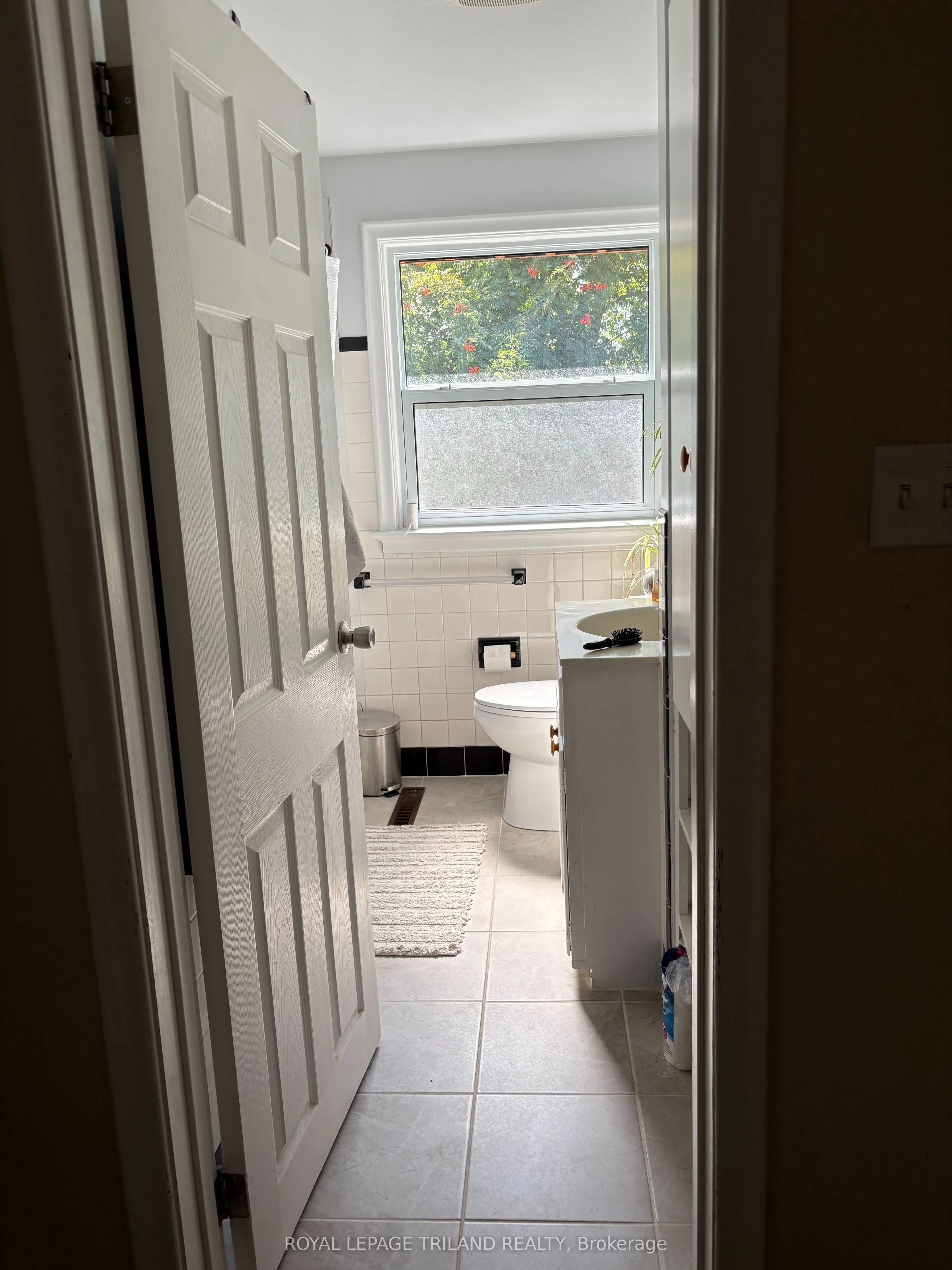 675 Victoria Street, #2