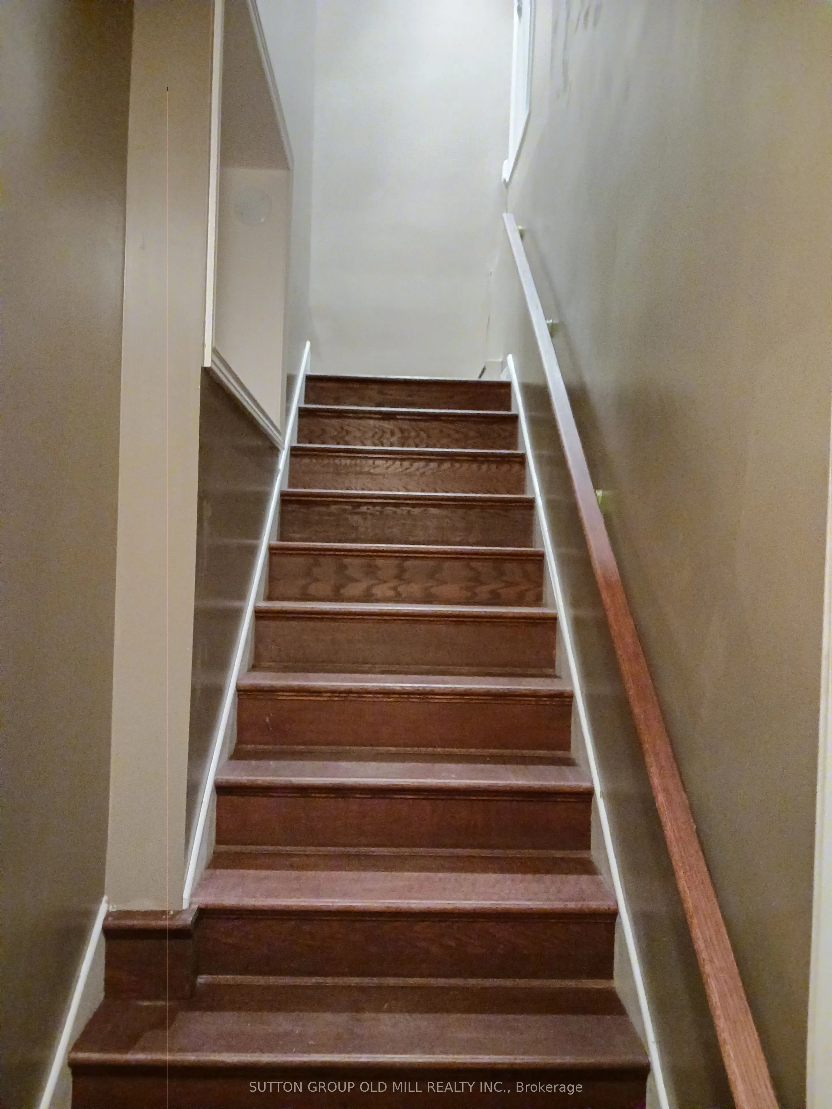 293 Queenston Road, #2