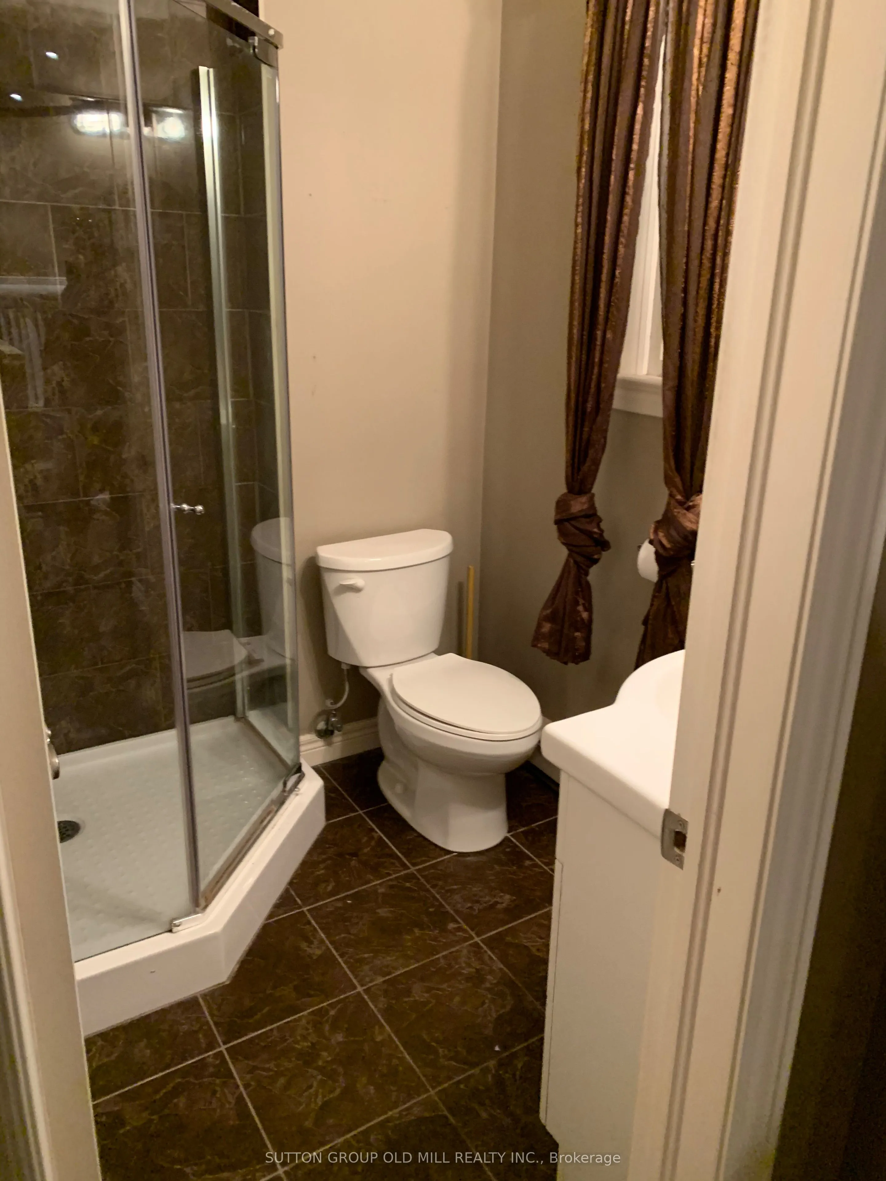 293 Queenston Road, #2