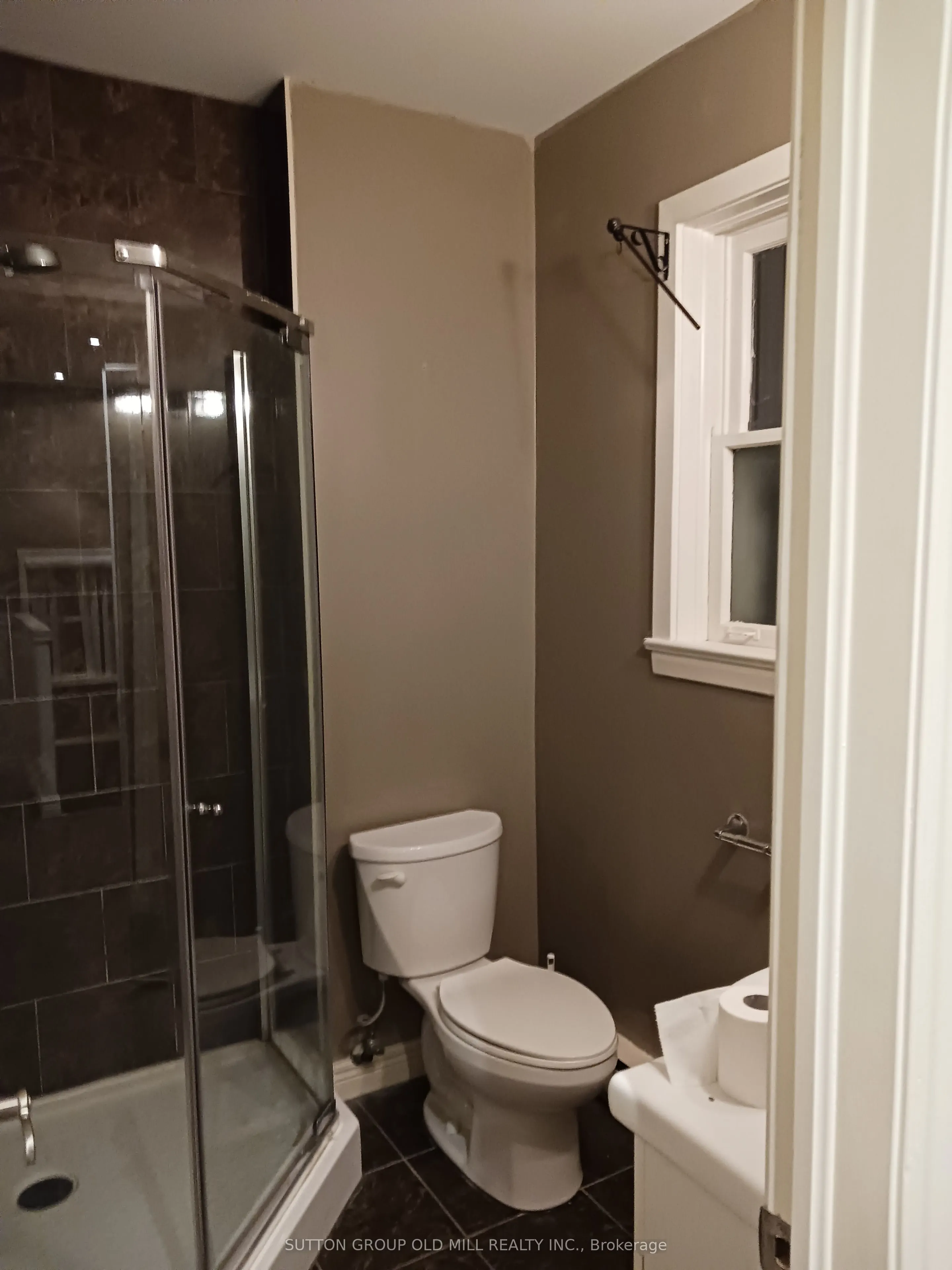 293 Queenston Road, #2