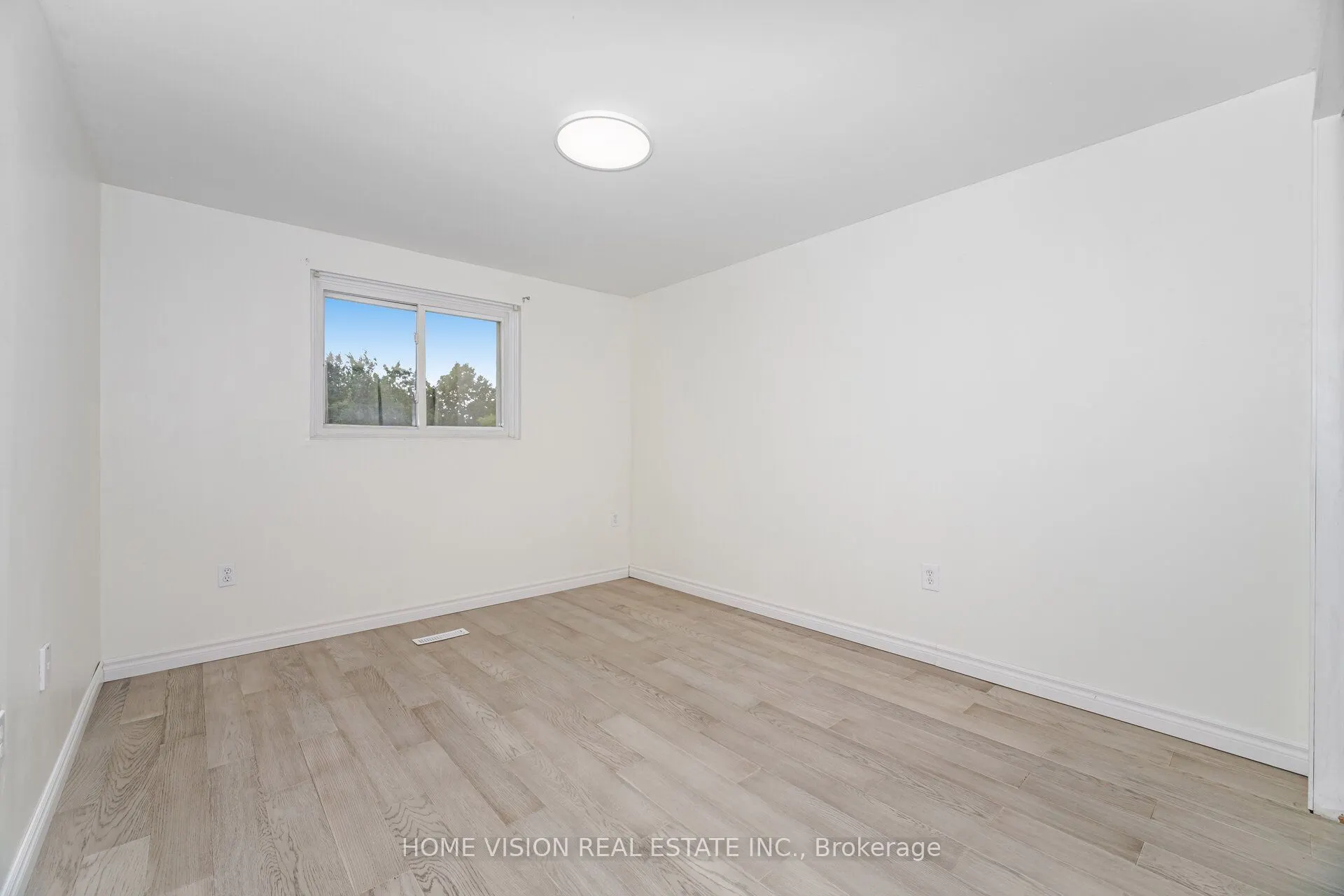 1350 Limeridge Road E, #49