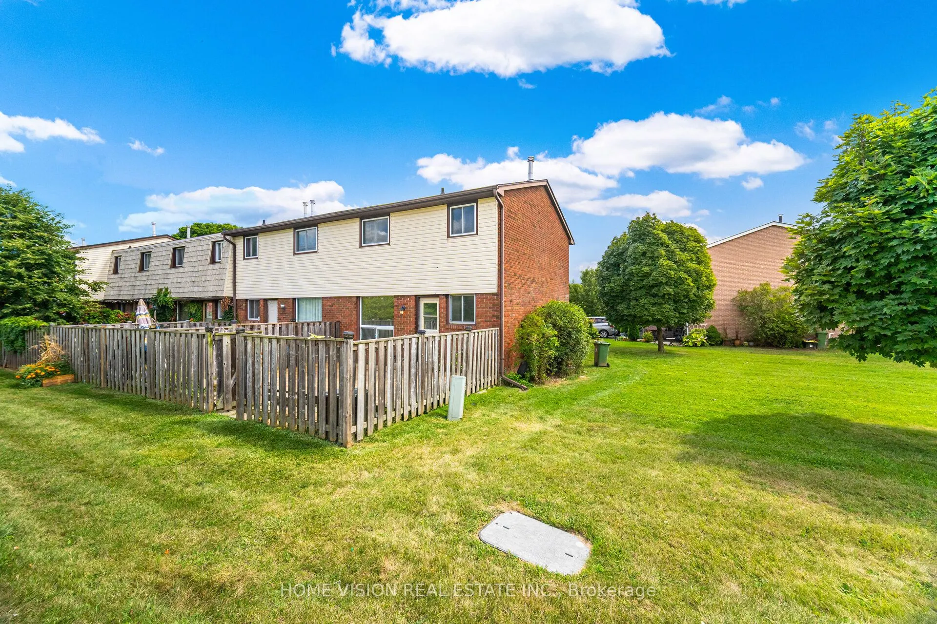 1350 Limeridge Road E, #49