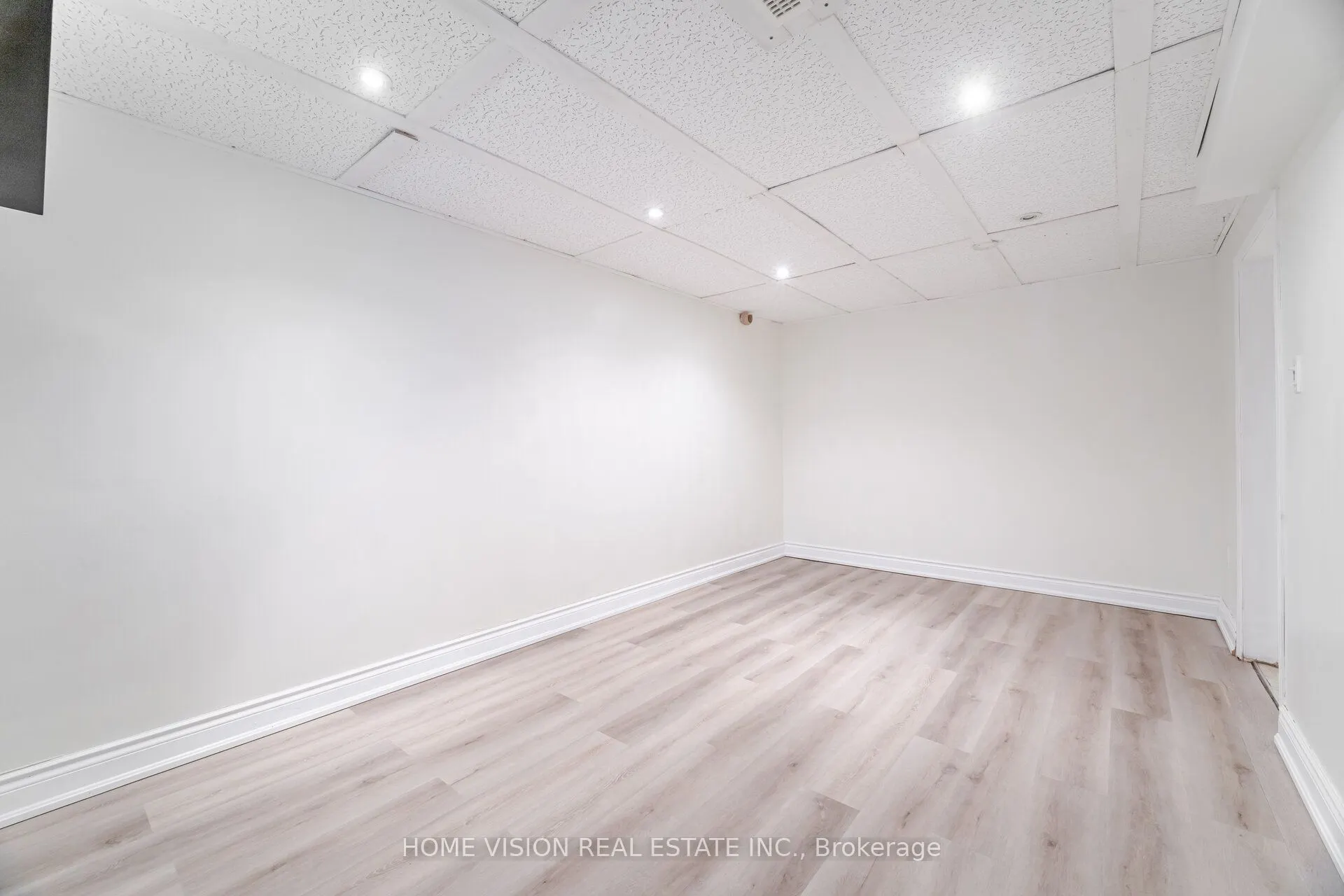 1350 Limeridge Road E, #49