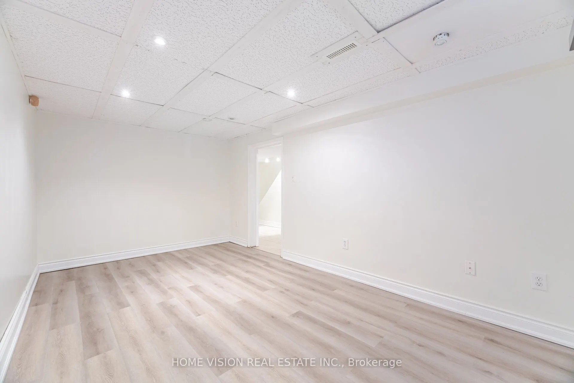 1350 Limeridge Road E, #49
