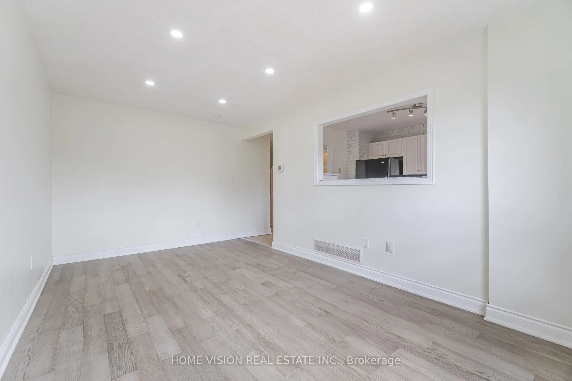 1350 Limeridge Road E, #49