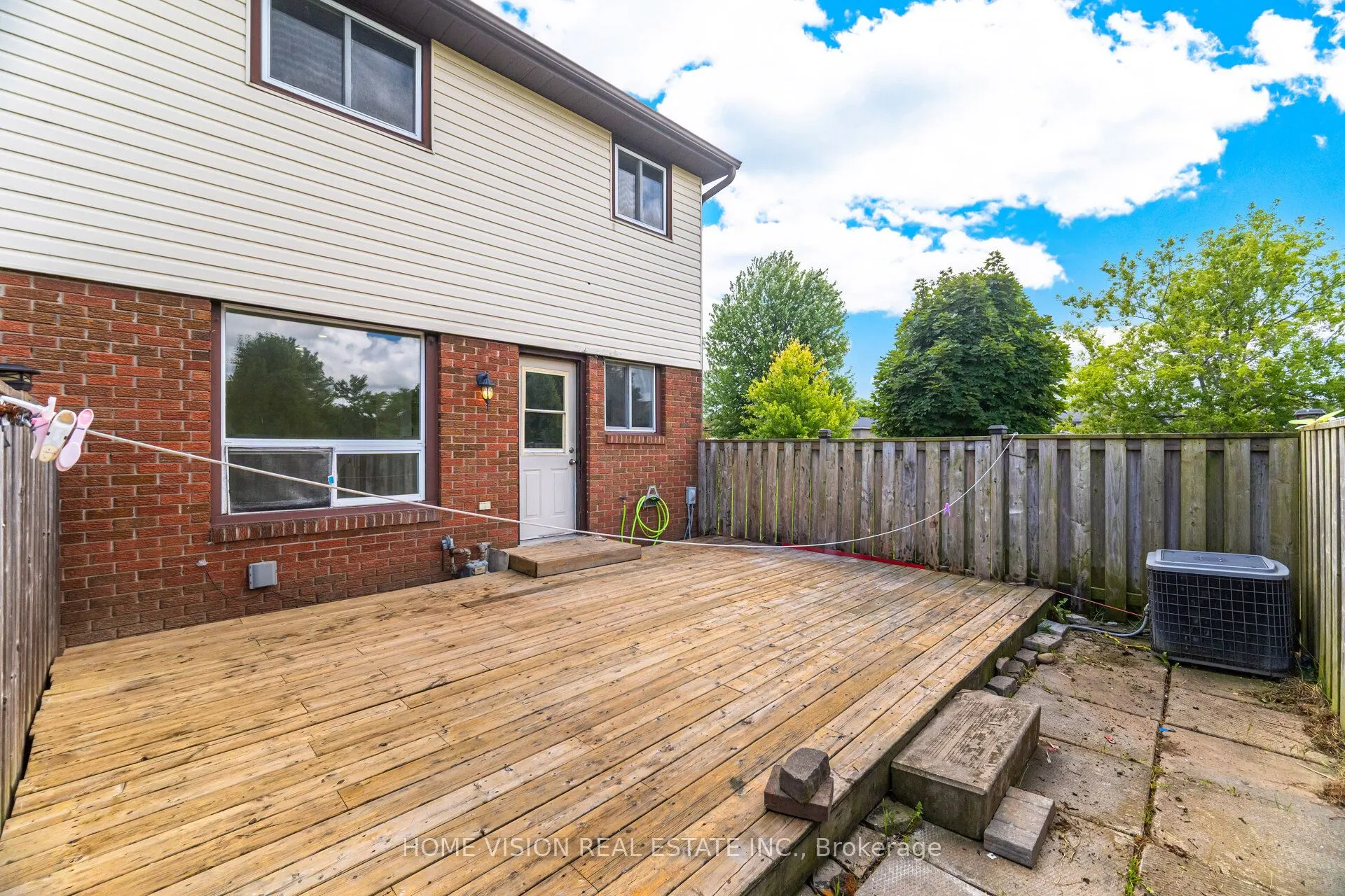 1350 Limeridge Road E, #49