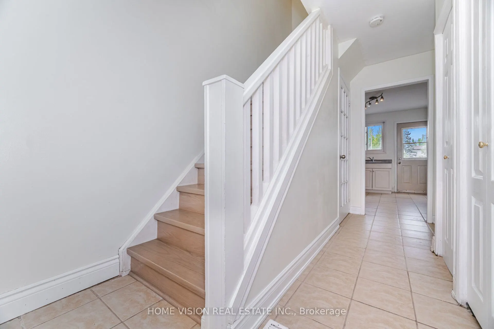 1350 Limeridge Road E, #49