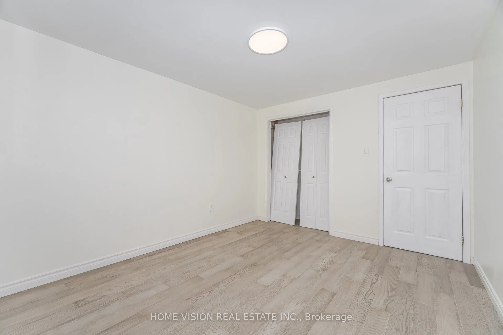 1350 Limeridge Road E, #49