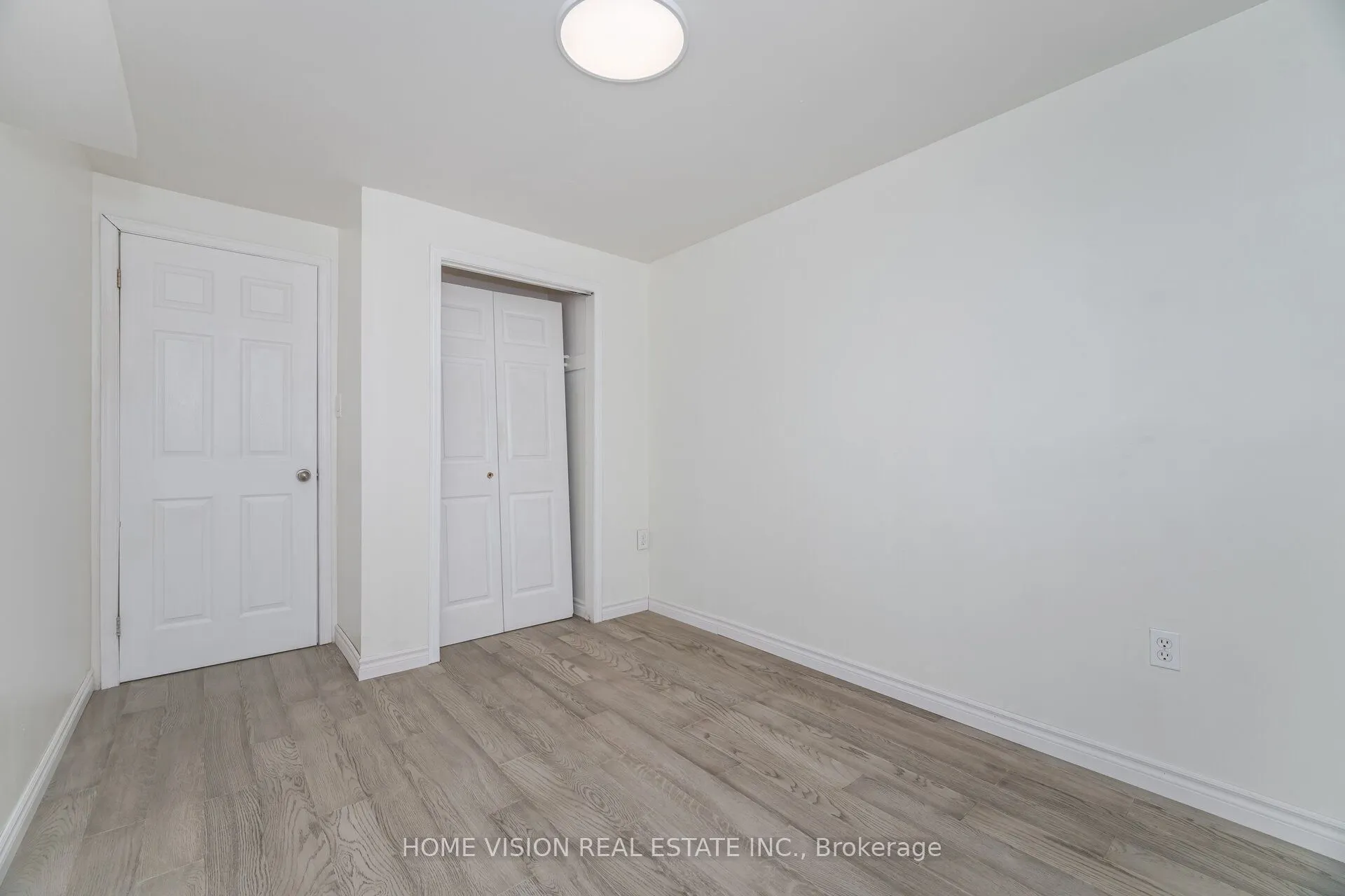 1350 Limeridge Road E, #49
