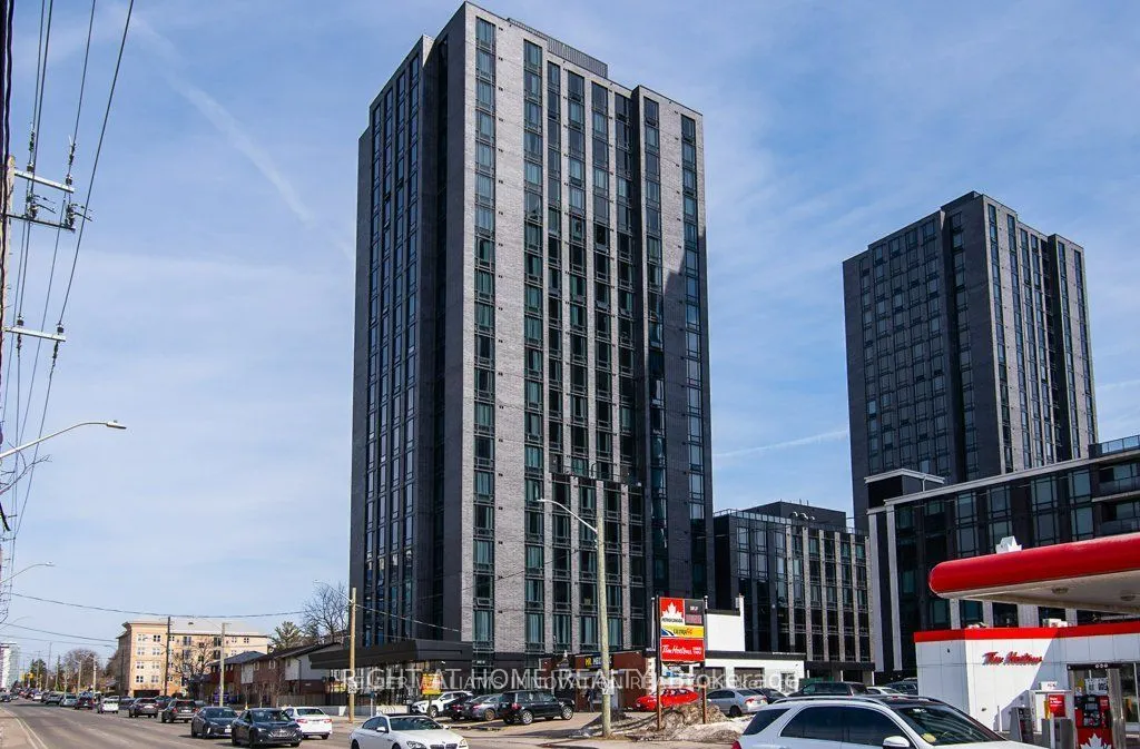 145 Columbia Street W, #2032