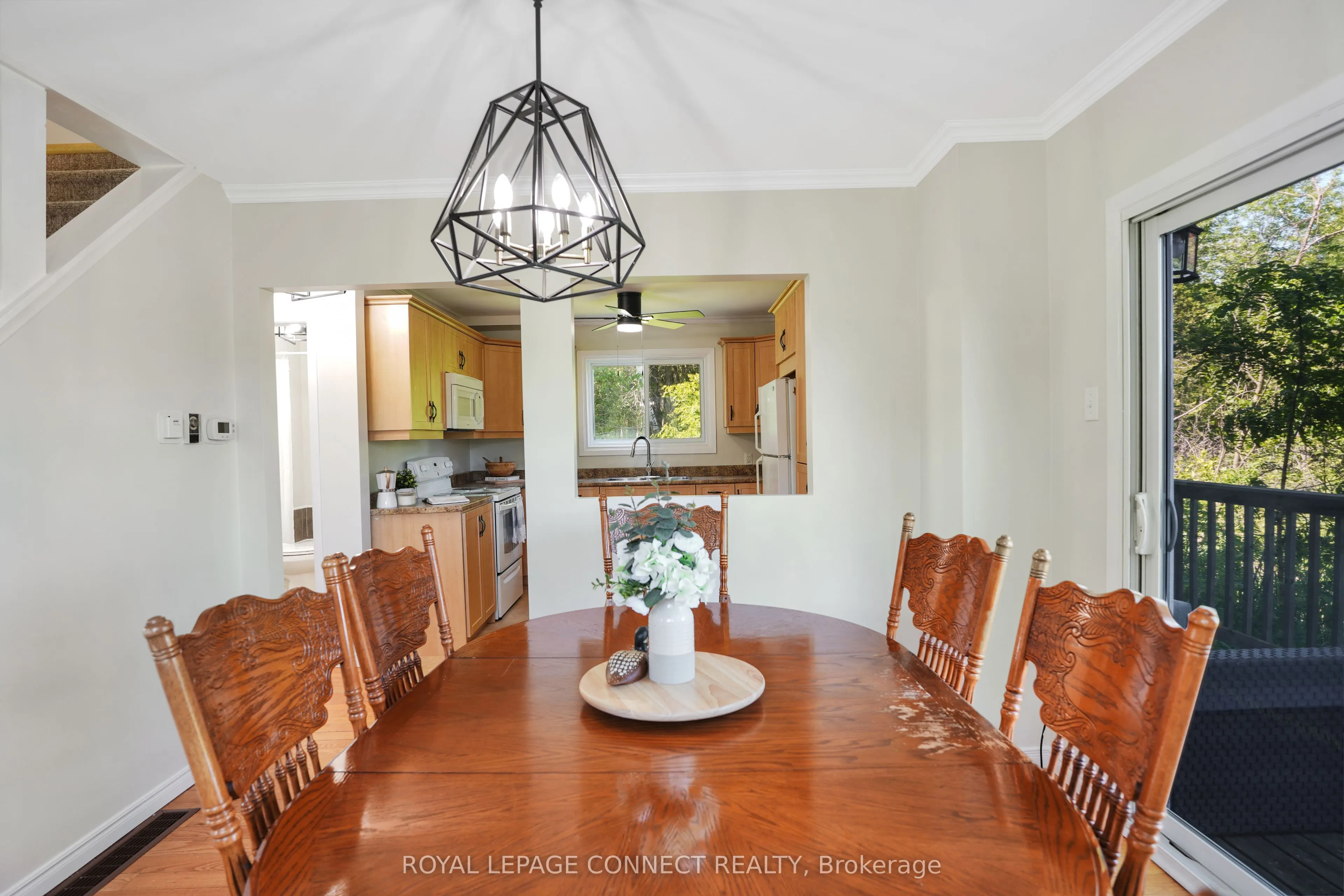 1049 Johnston Road