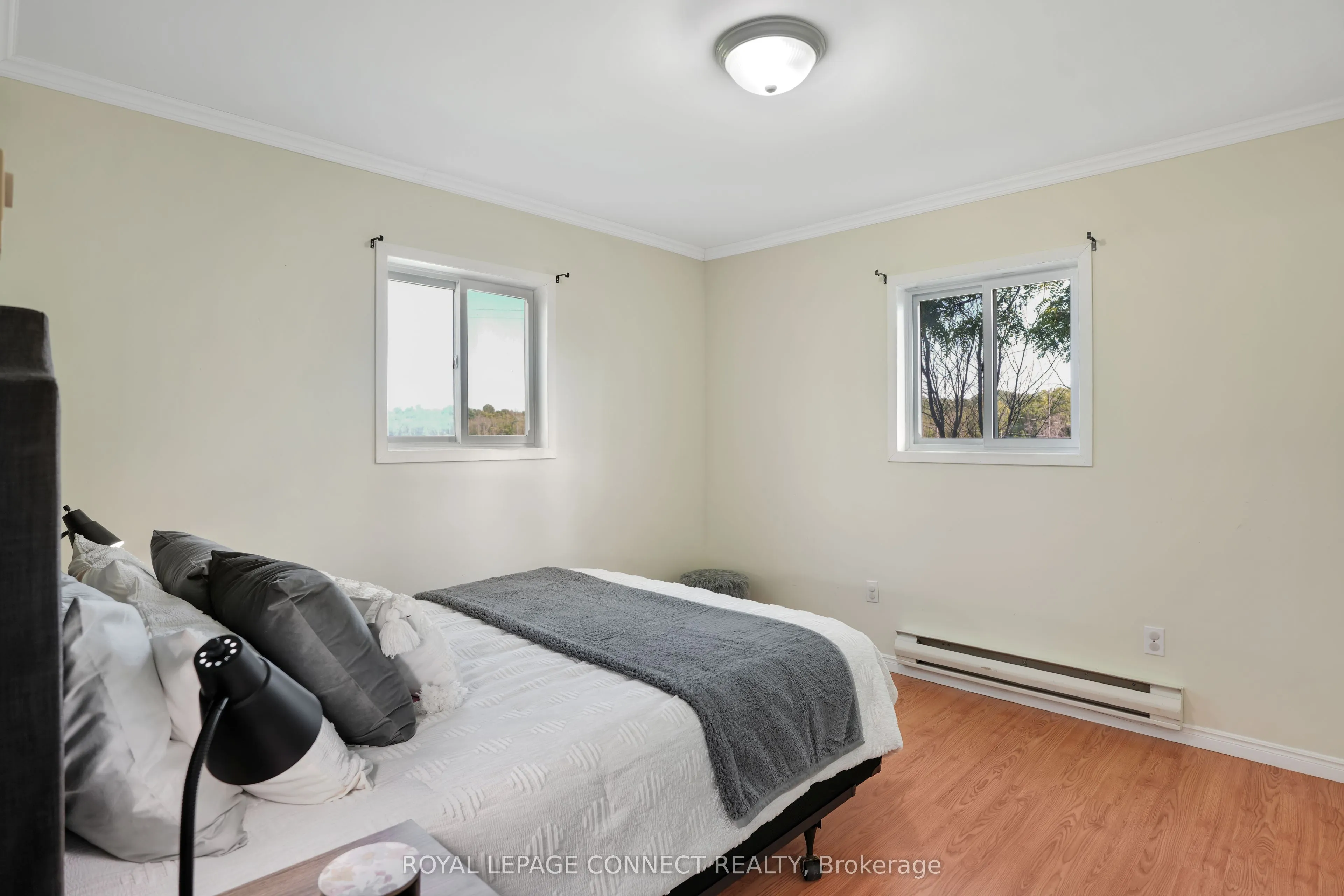 1049 Johnston Road