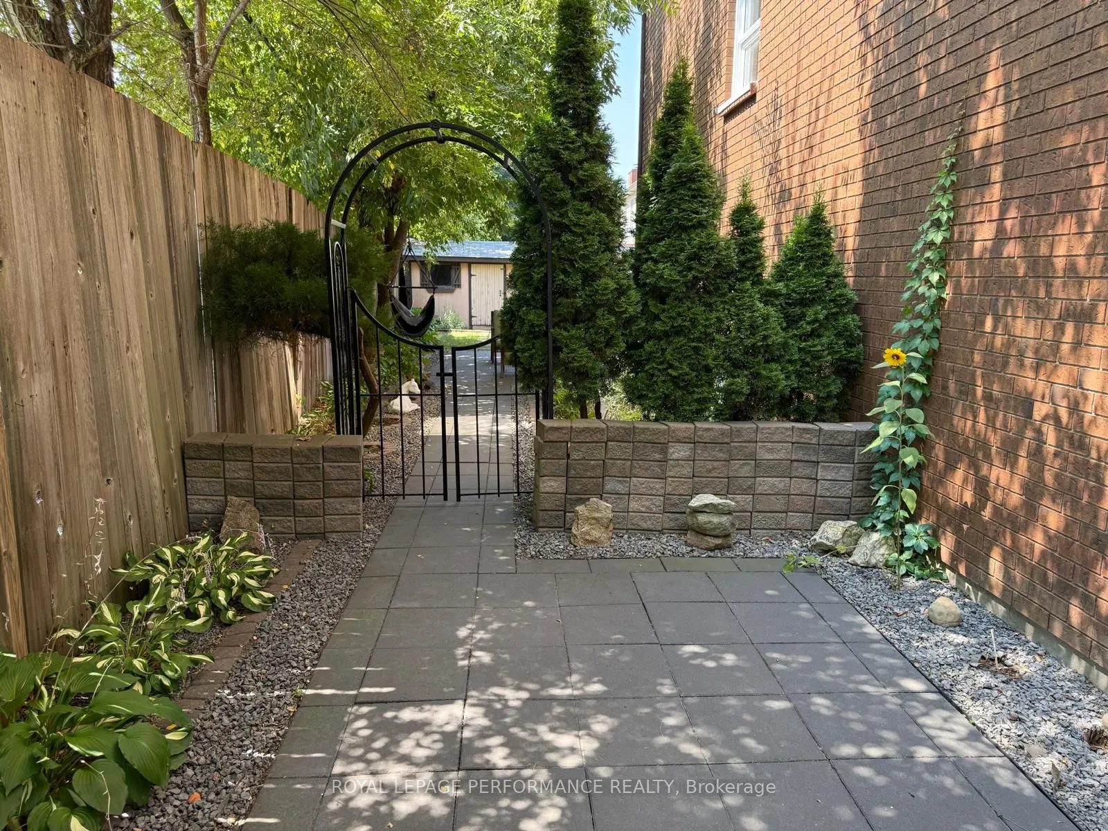 494 Woodland Avenue