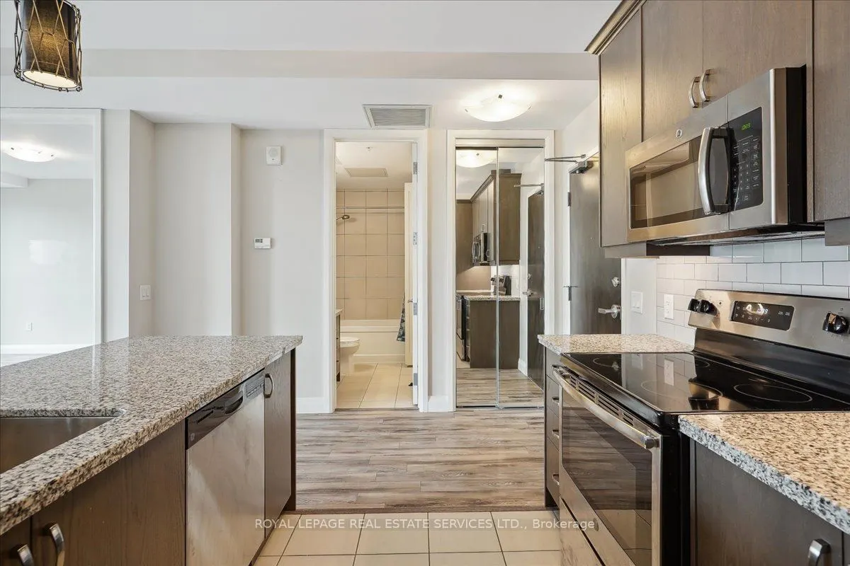 118 King Street E, #920