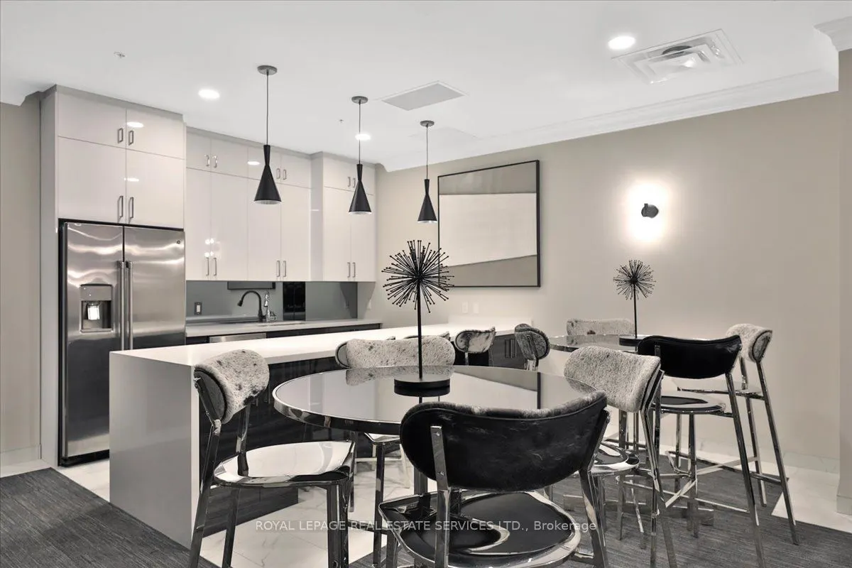 118 King Street E, #920