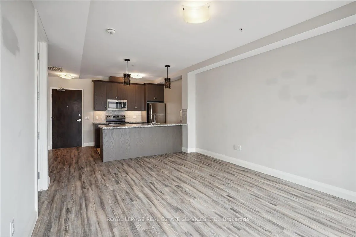 118 King Street E, #920