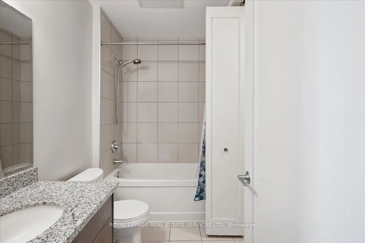 118 King Street E, #920