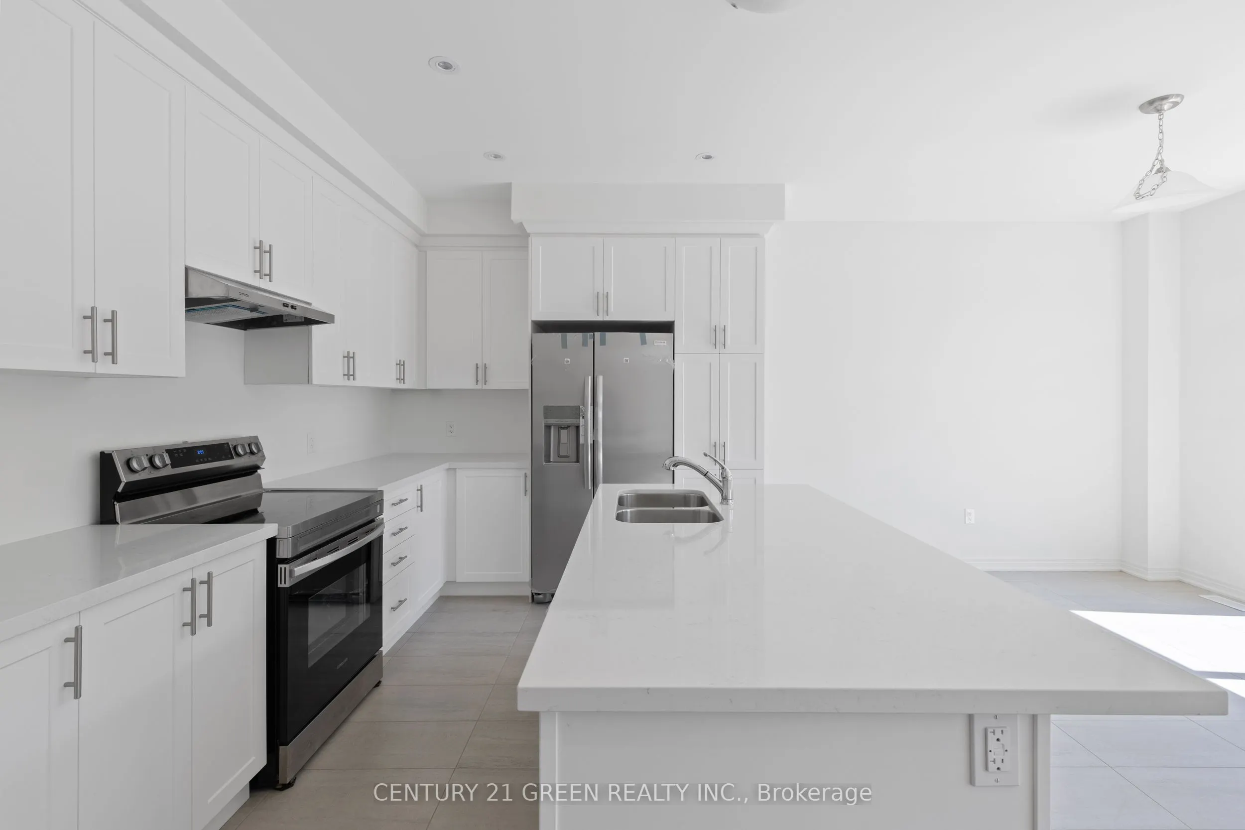 8 Shawbridge Court, #Main