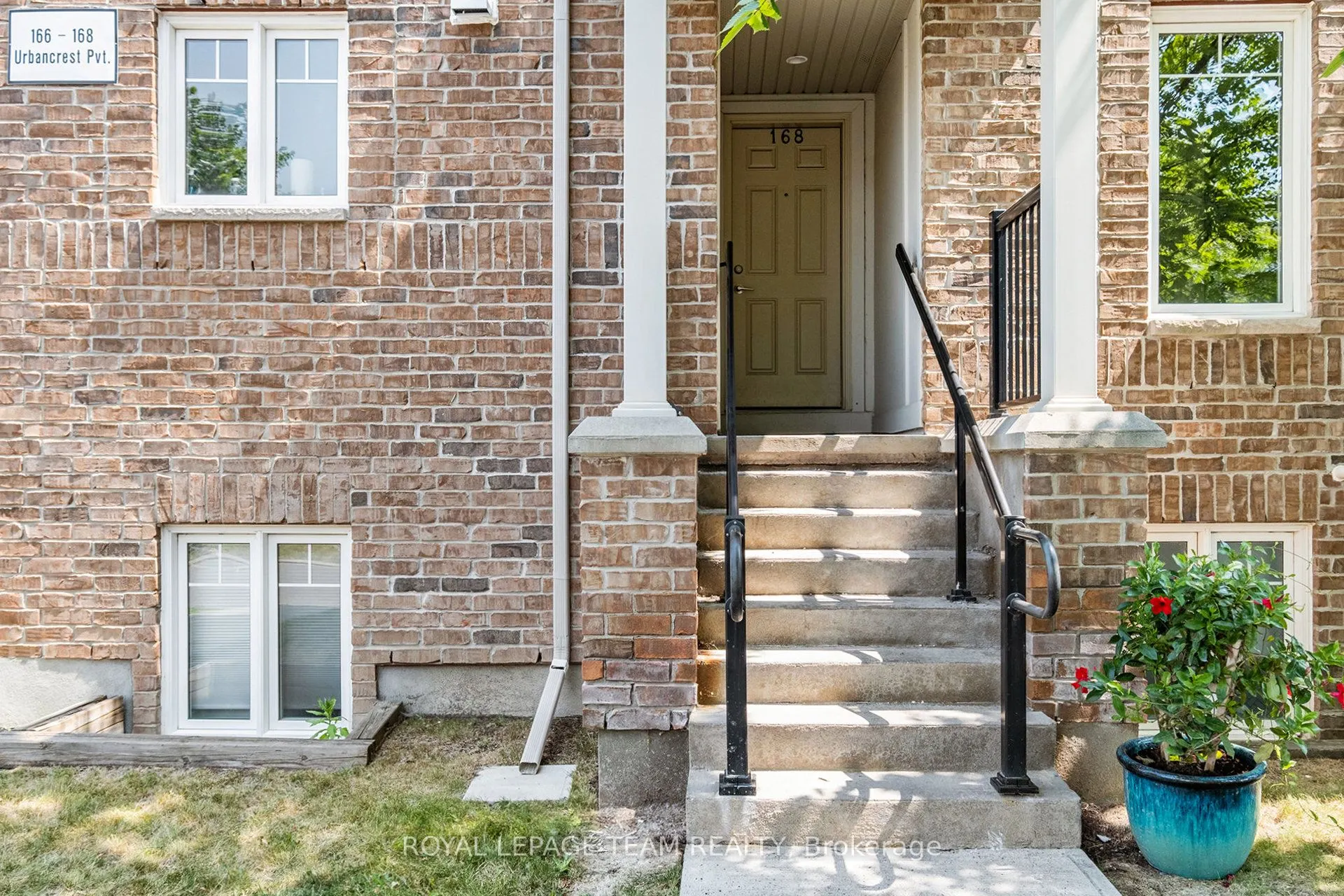 168 Urbancrest Private, #58