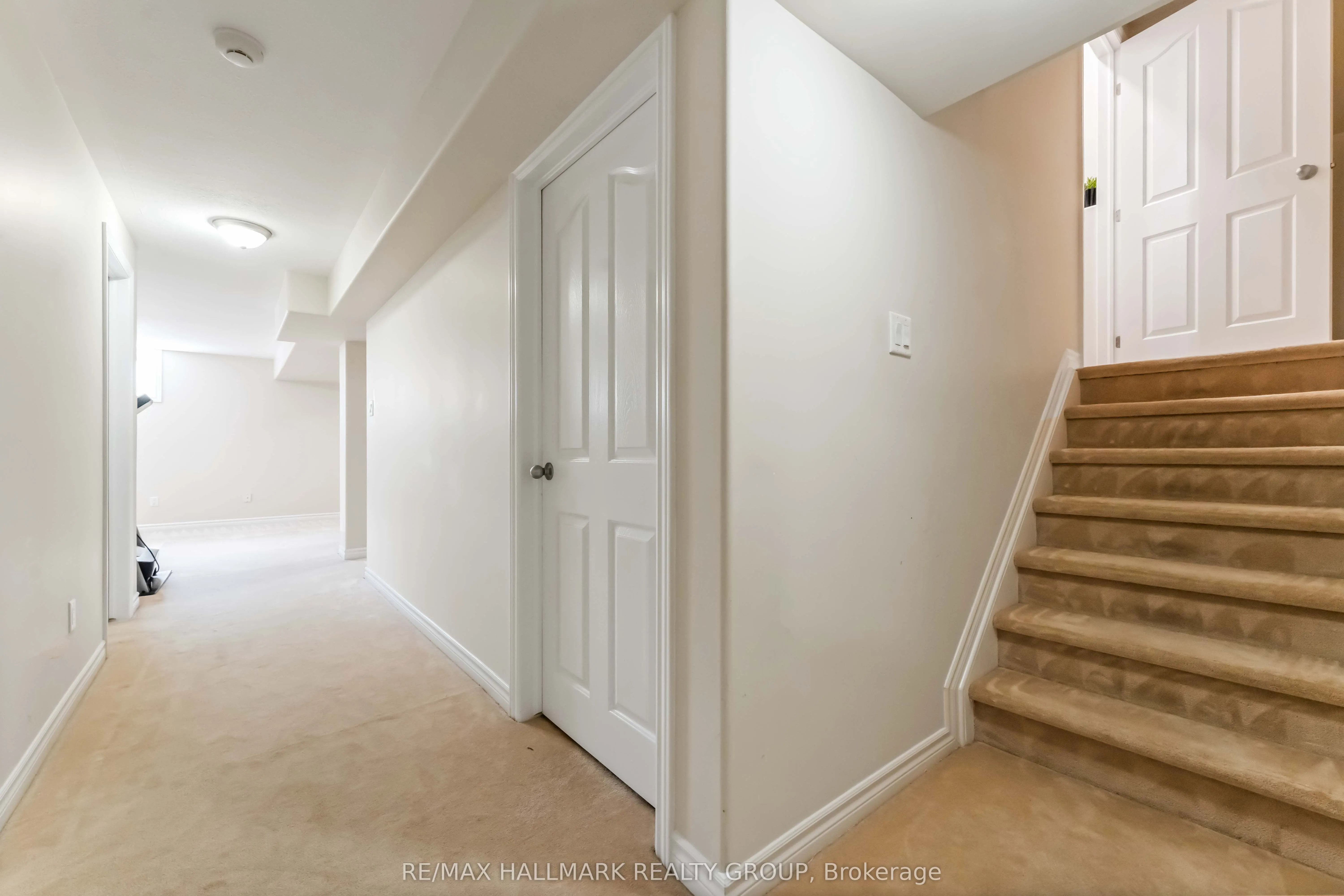 656 Everlasting Crescent