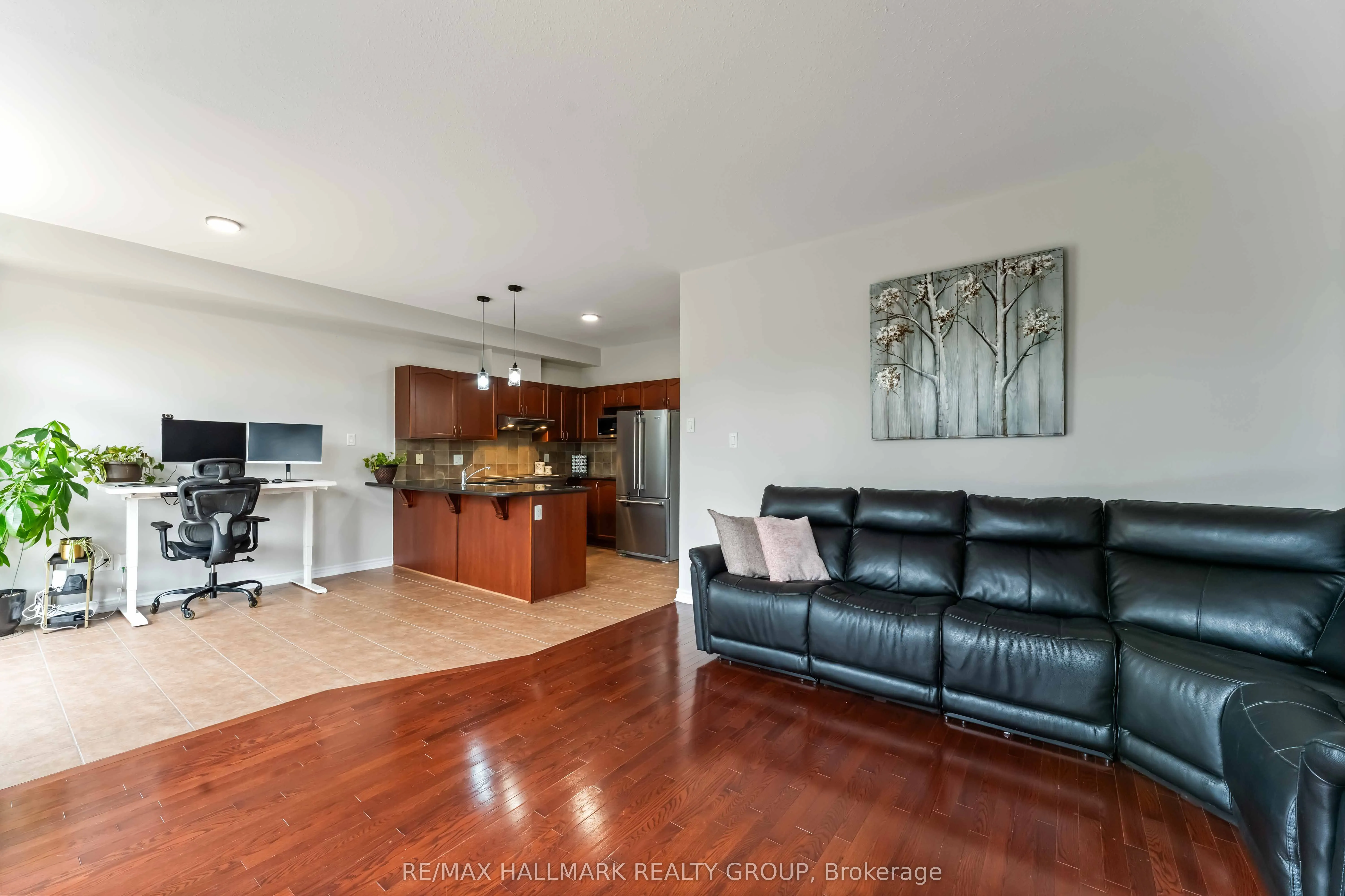656 Everlasting Crescent