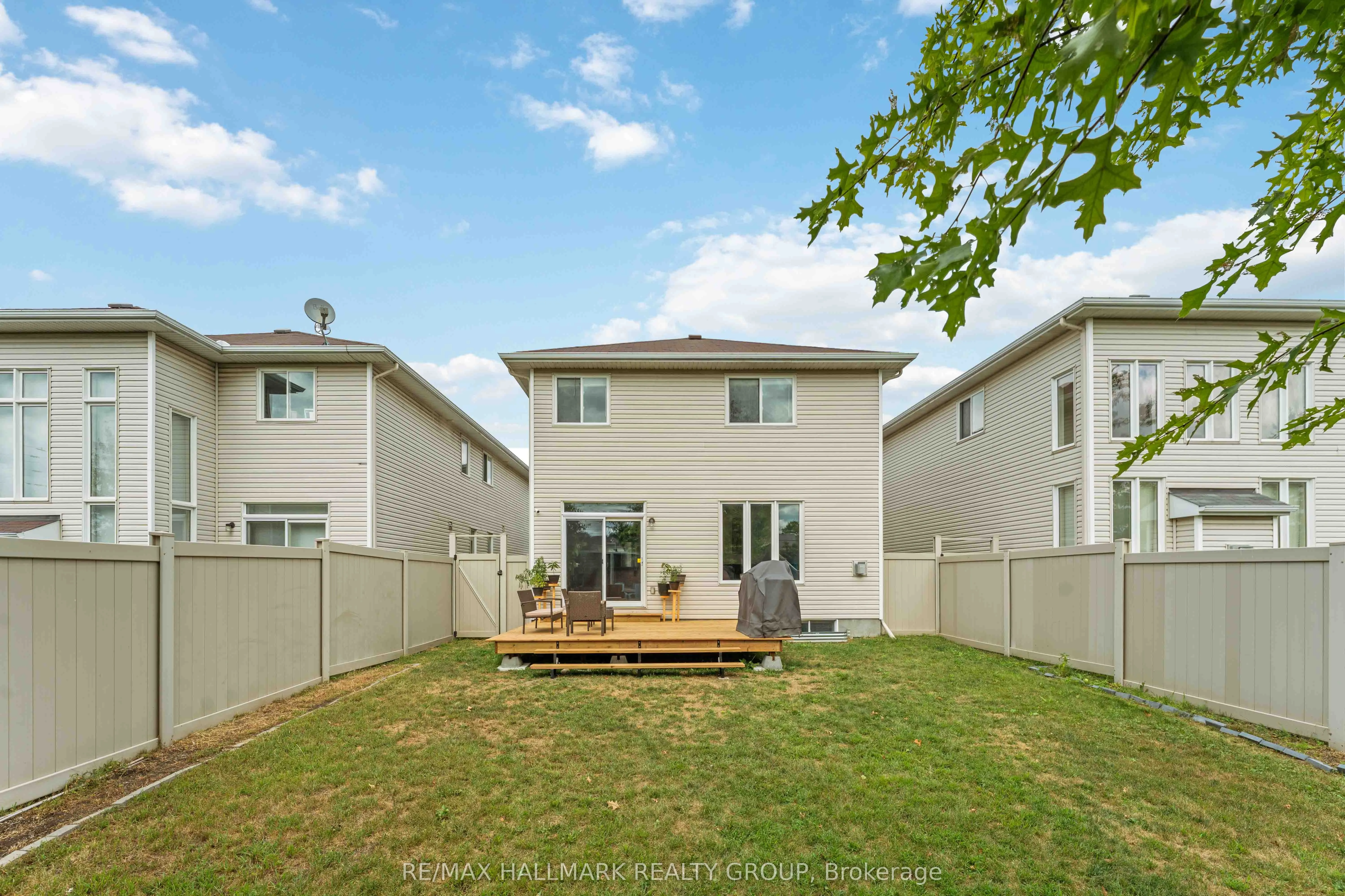 656 Everlasting Crescent