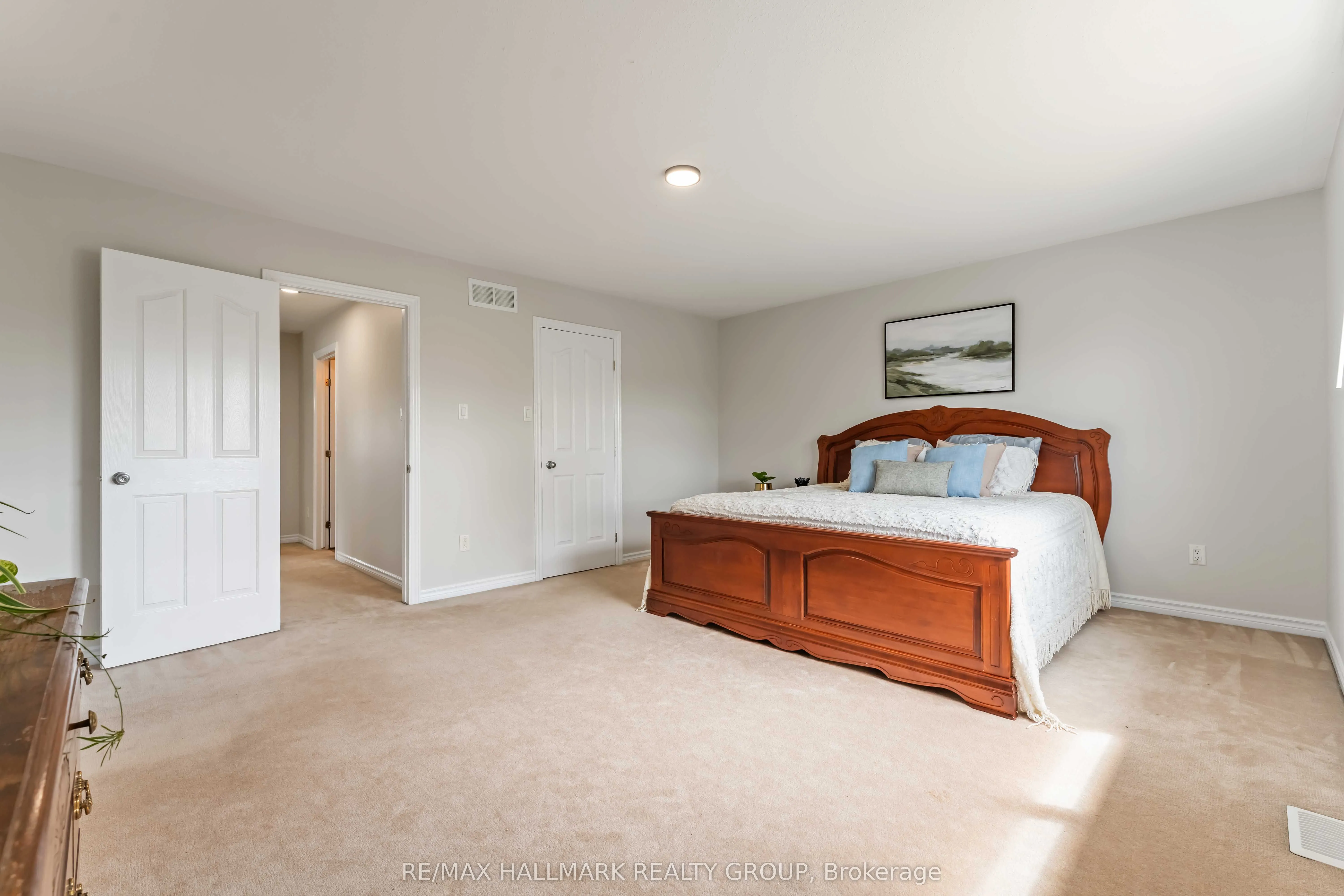 656 Everlasting Crescent