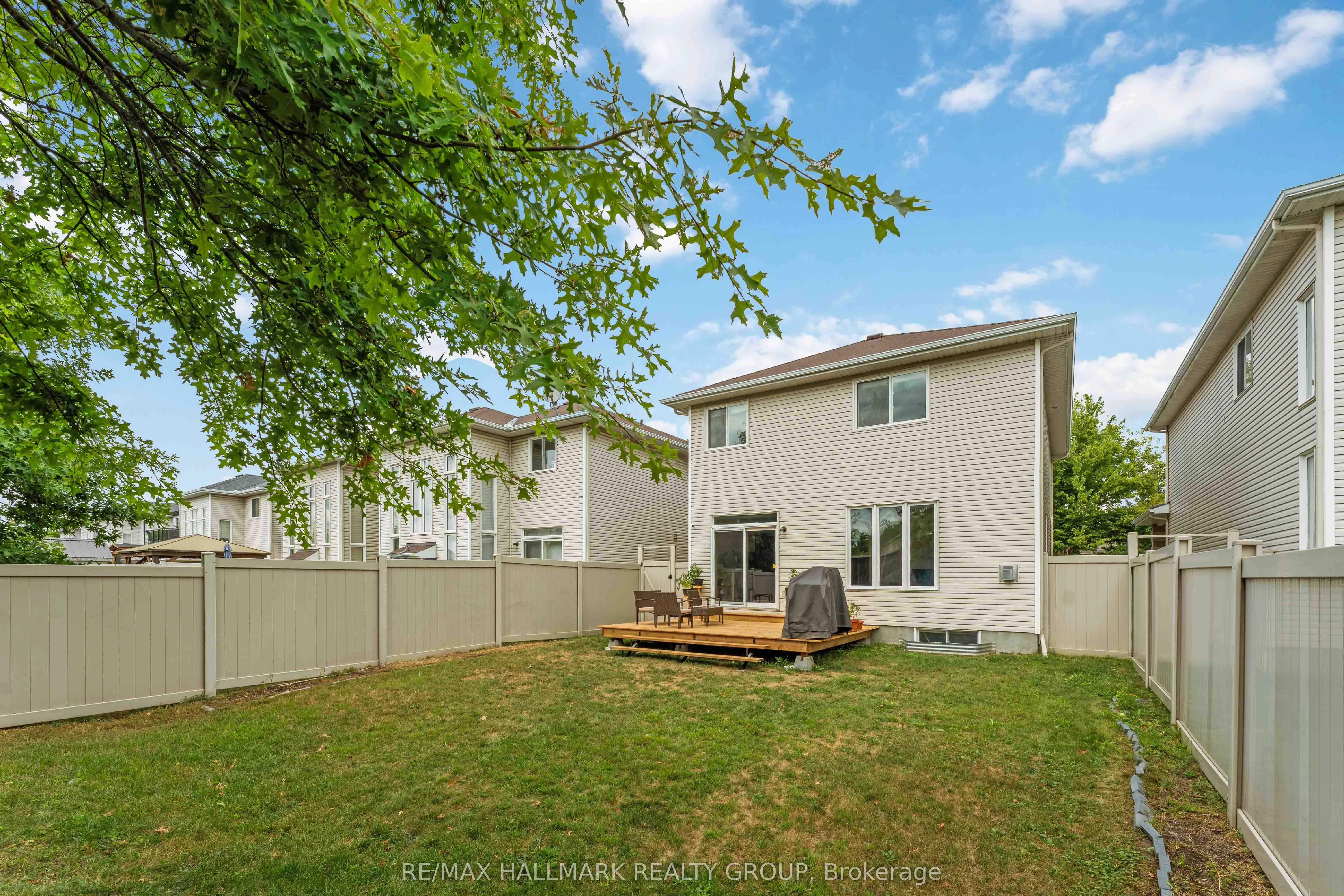 656 Everlasting Crescent
